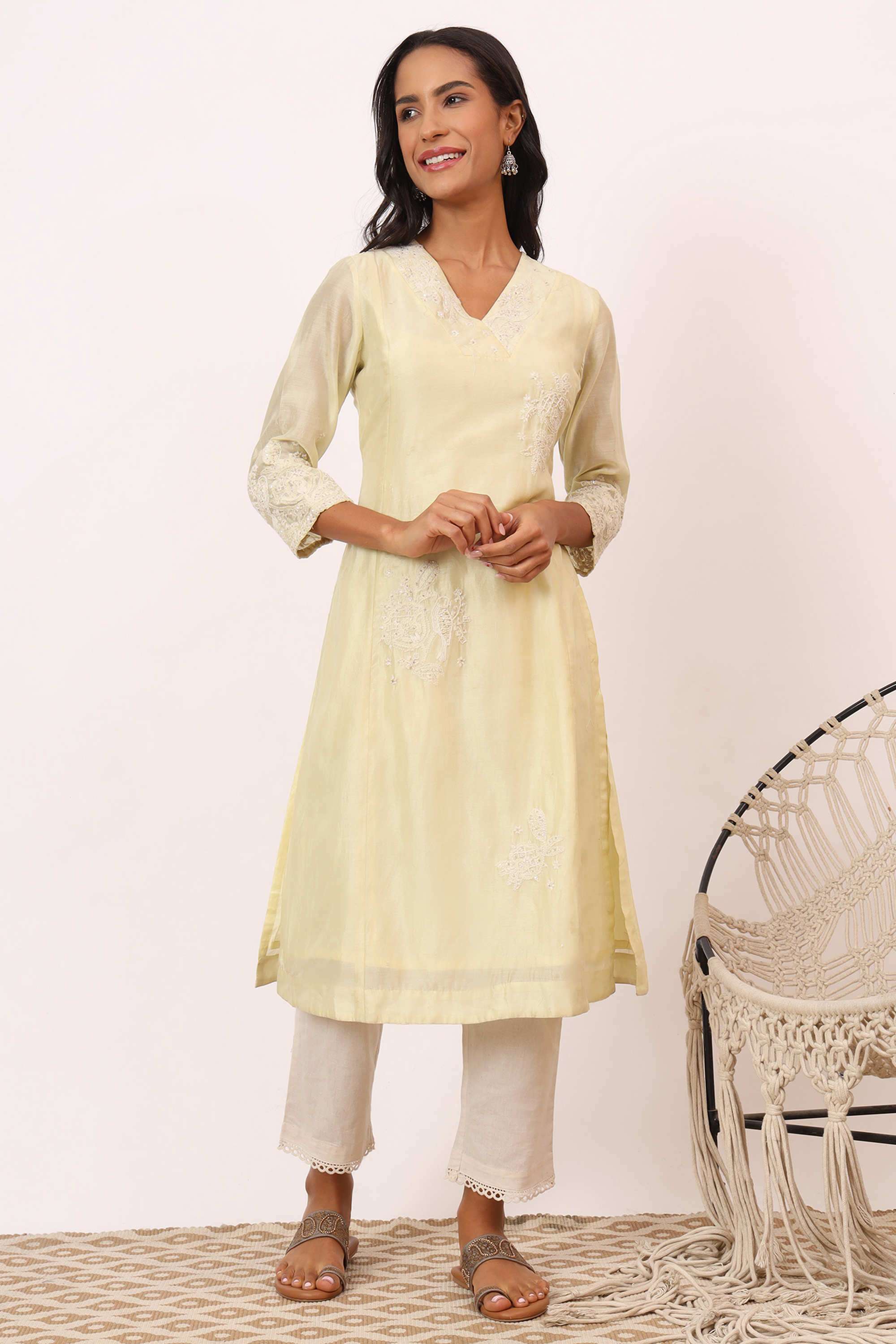 Embroidered-Cotton-Blend-V-Neck-Women-s-Festive-Wear-Kurta