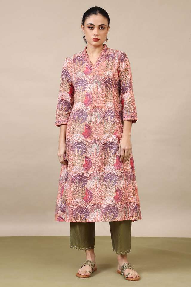 Floral-Blended-Fabric-Regular-Fit-Women-s-Kurta