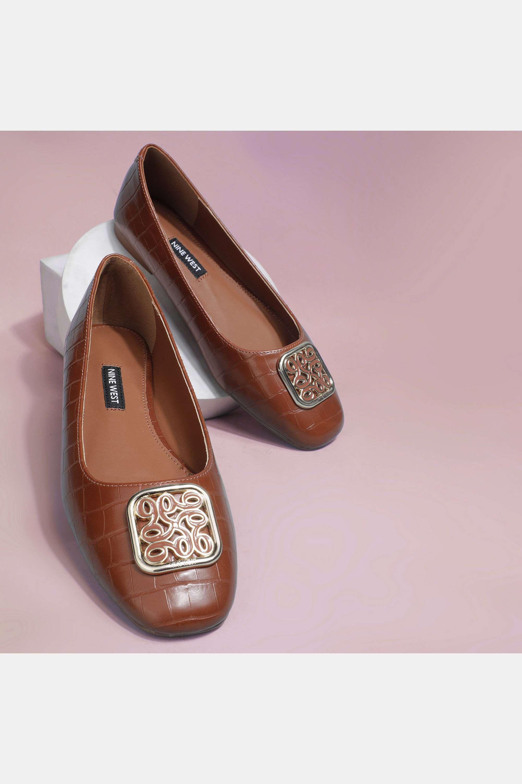 Viar-4PR-Synthetic-Slip-On-Women-s-Casual-Wear-Ballerinas