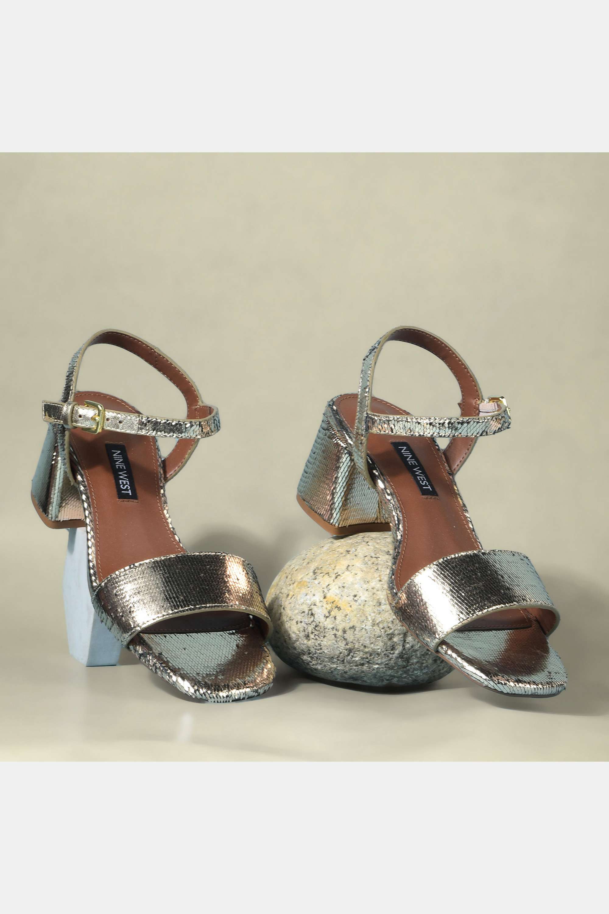 Isabella-Synthetic-Buckle-Women-s-Casual-Wear-Sandals