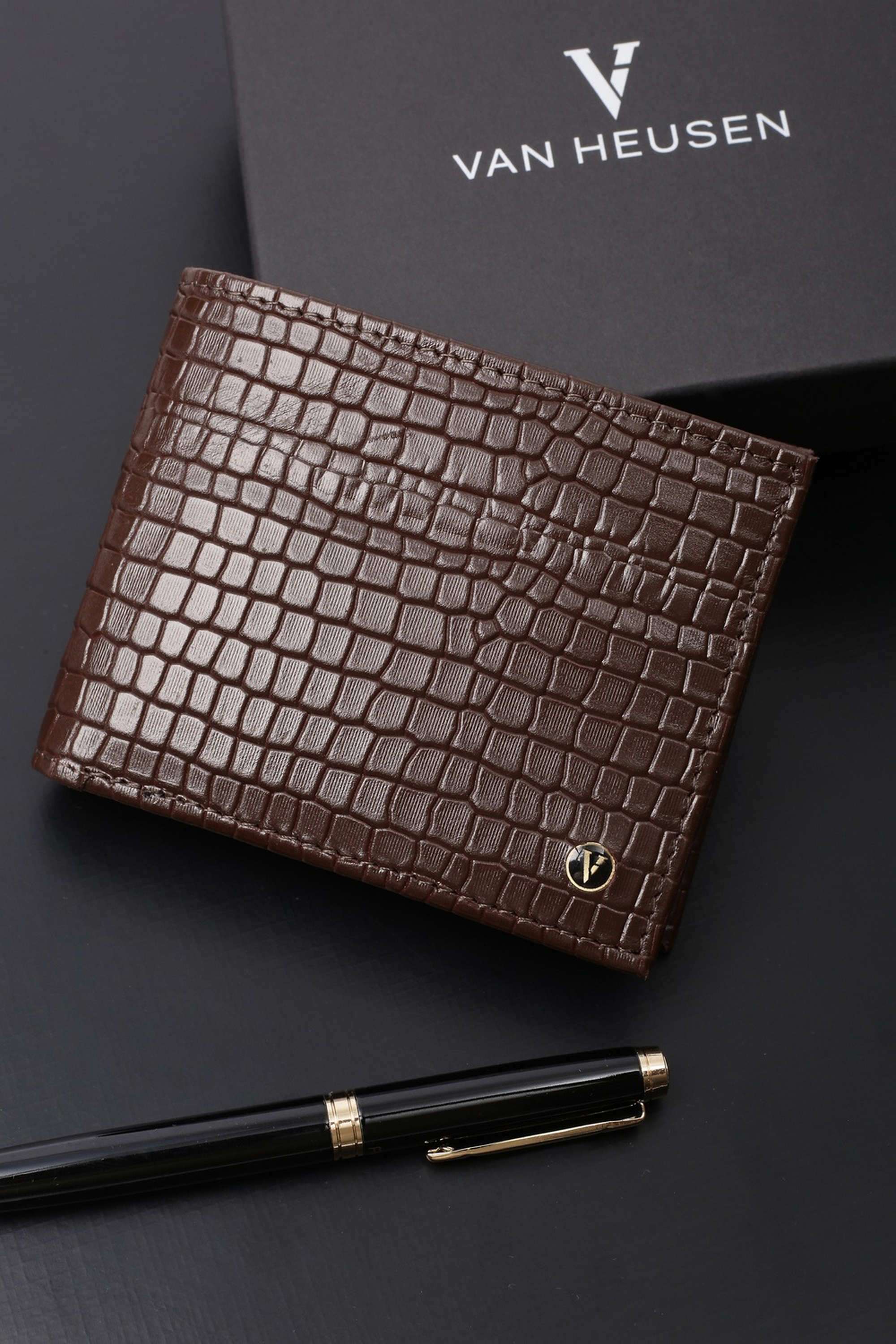 Leather-Men-Casual-Wear-Wallet