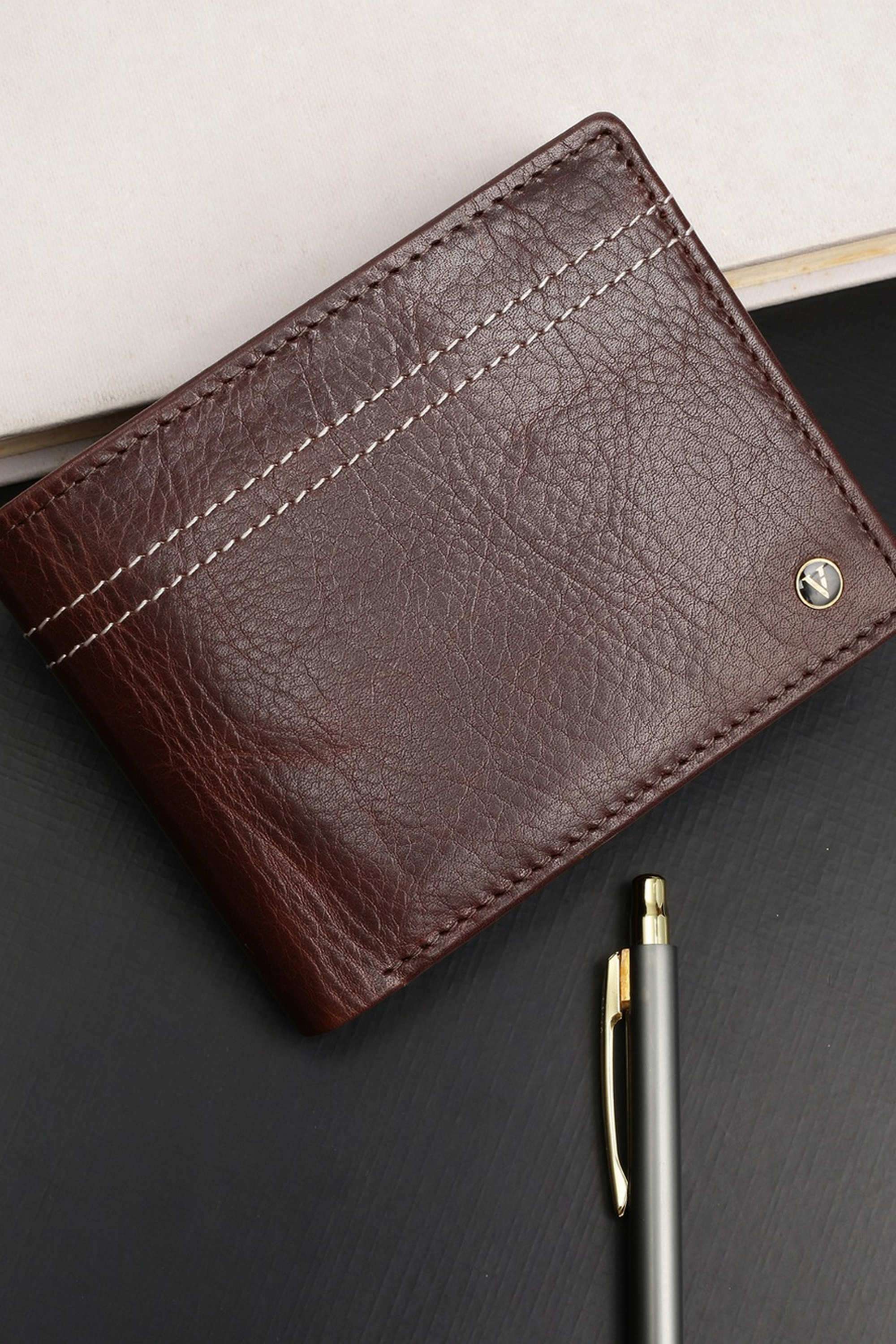 Leather-Men-Casual-Wear-Wallet