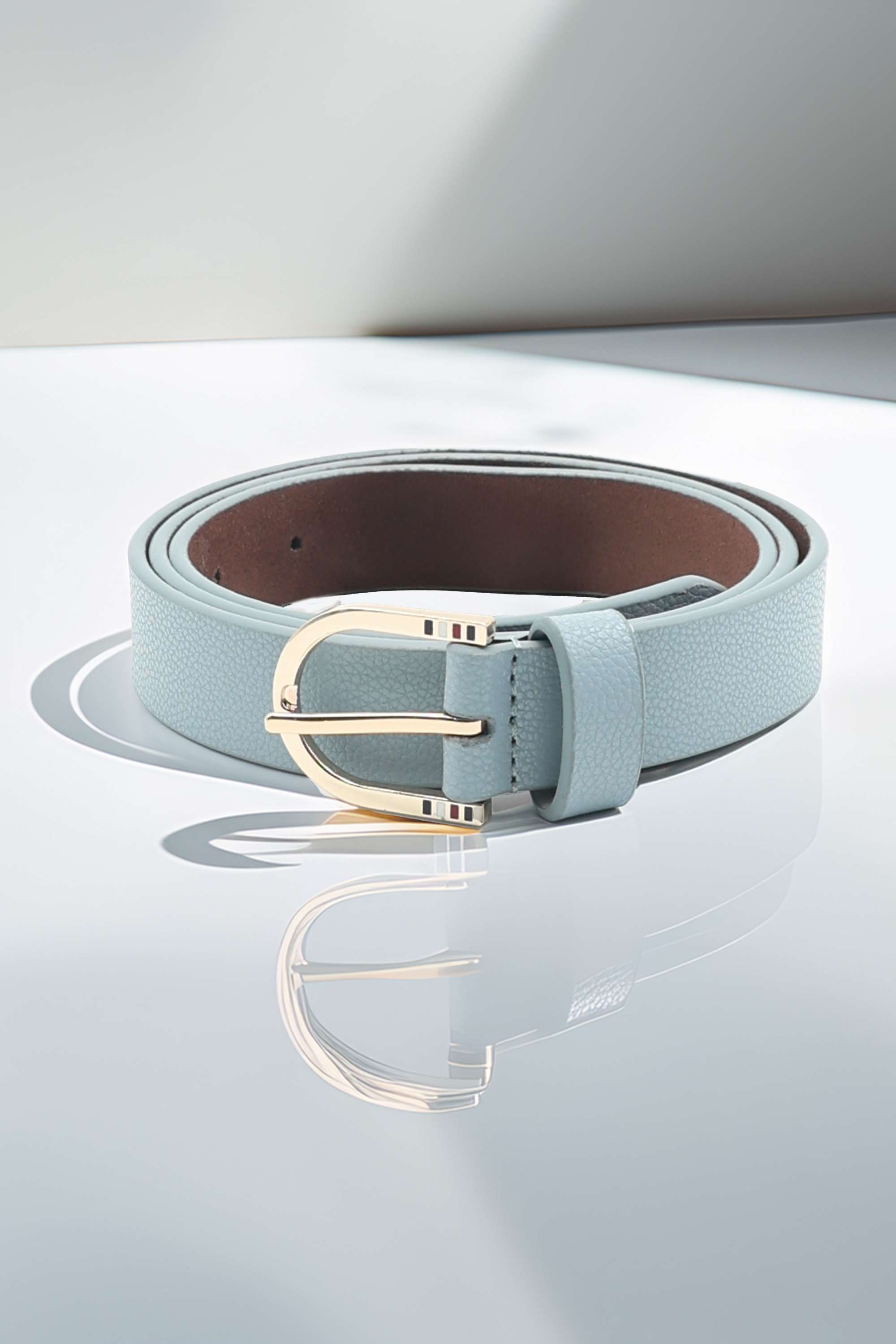 Buckle-Closure-Women-Leather-Casual-Wear-Belts
