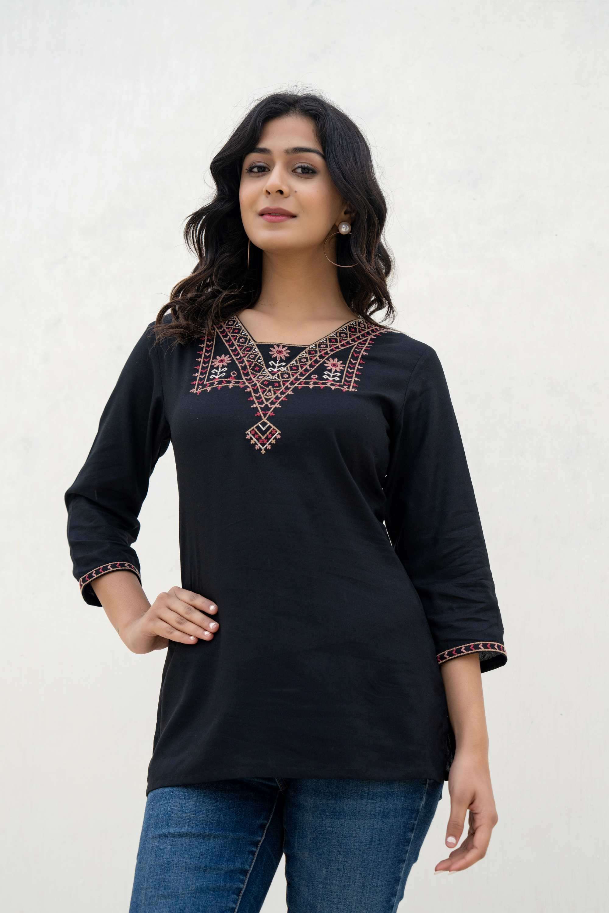 Solid-Viscose-Regular-Fit-Women-s-Tunic