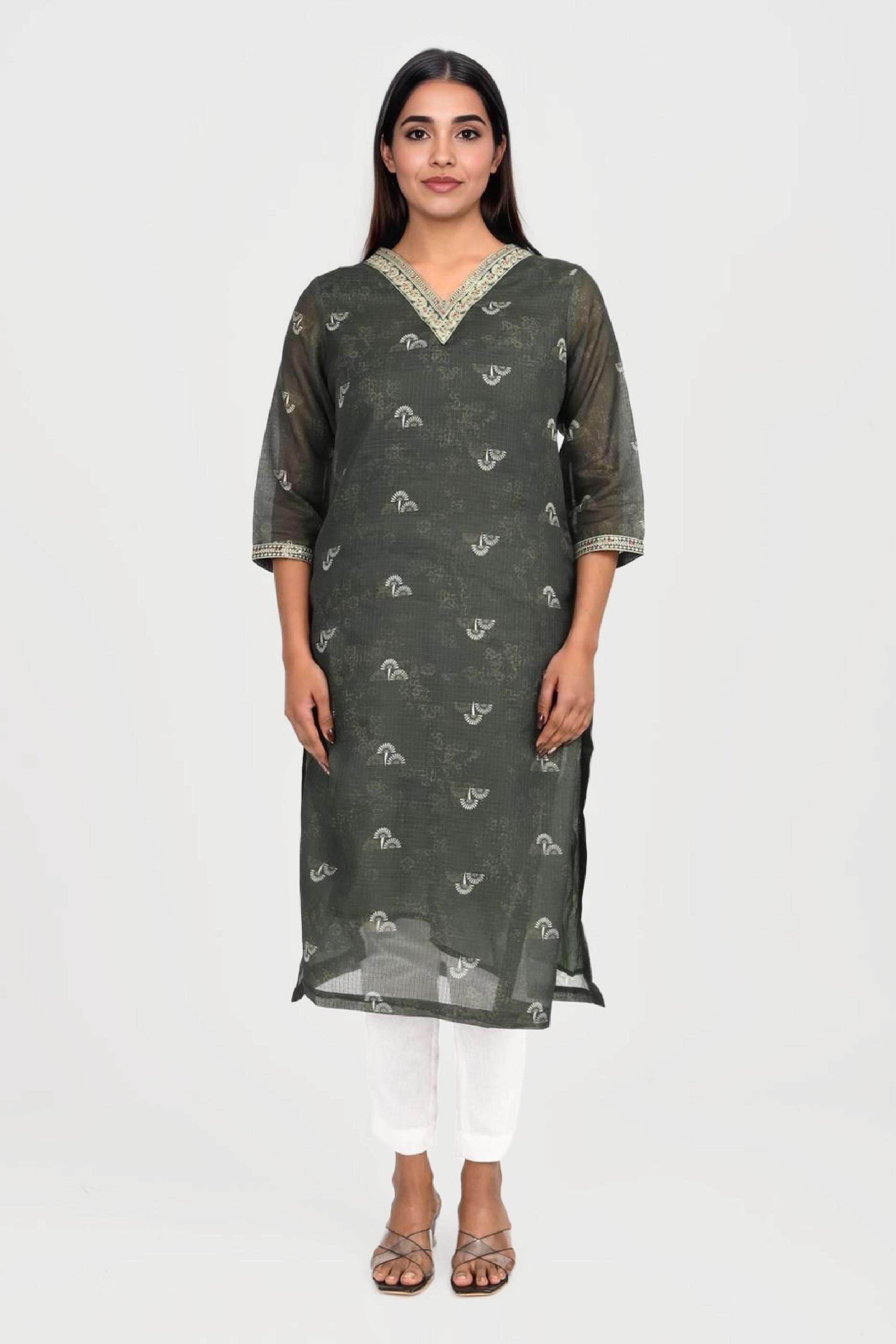 Textured-Blended-Fabric-V-Neck-Women-s-Casual-Wear-Kurta