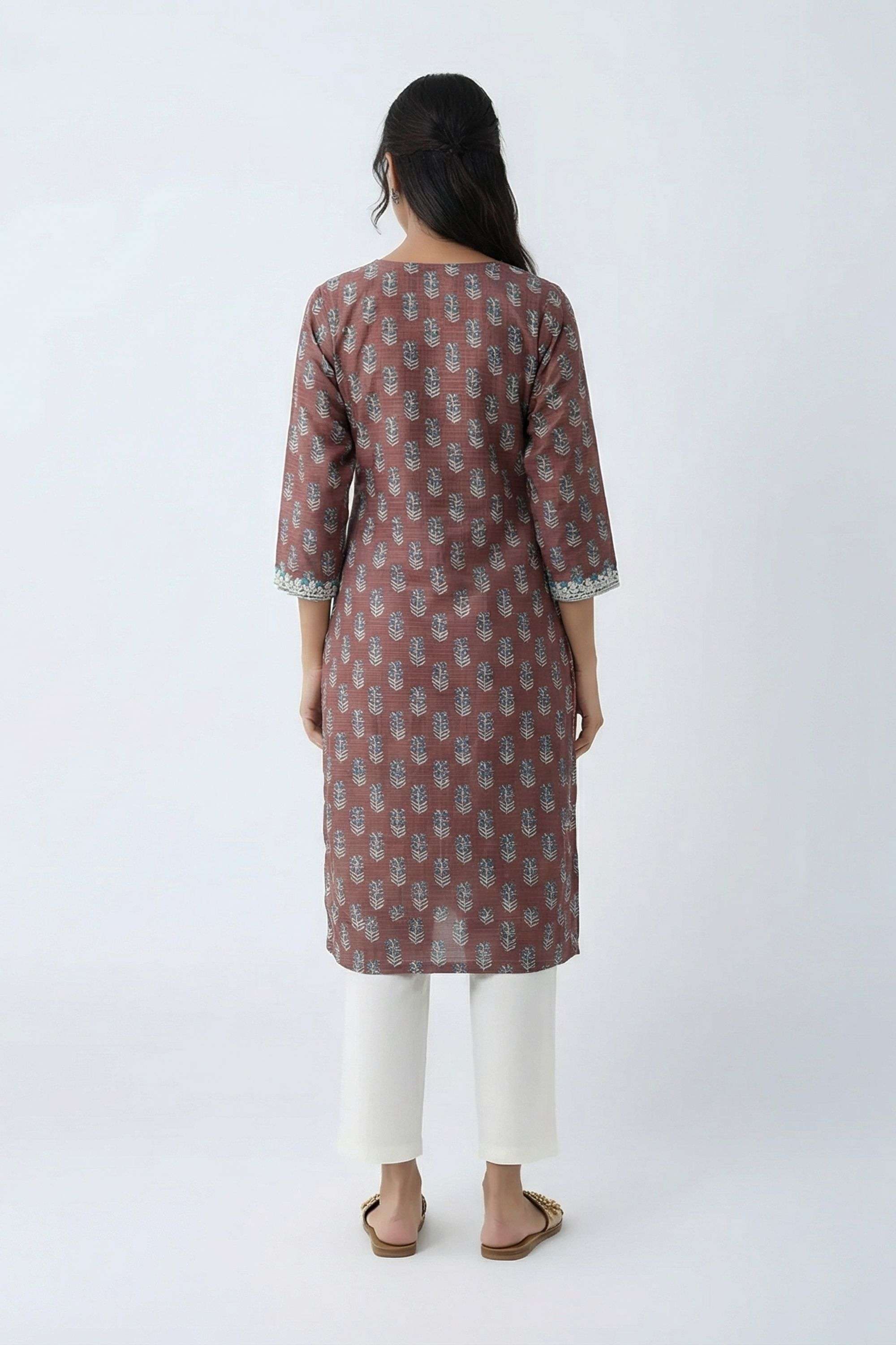 Floral-Blended-Fabric-Round-Neck-Women-Fusion-Wear-Kurta