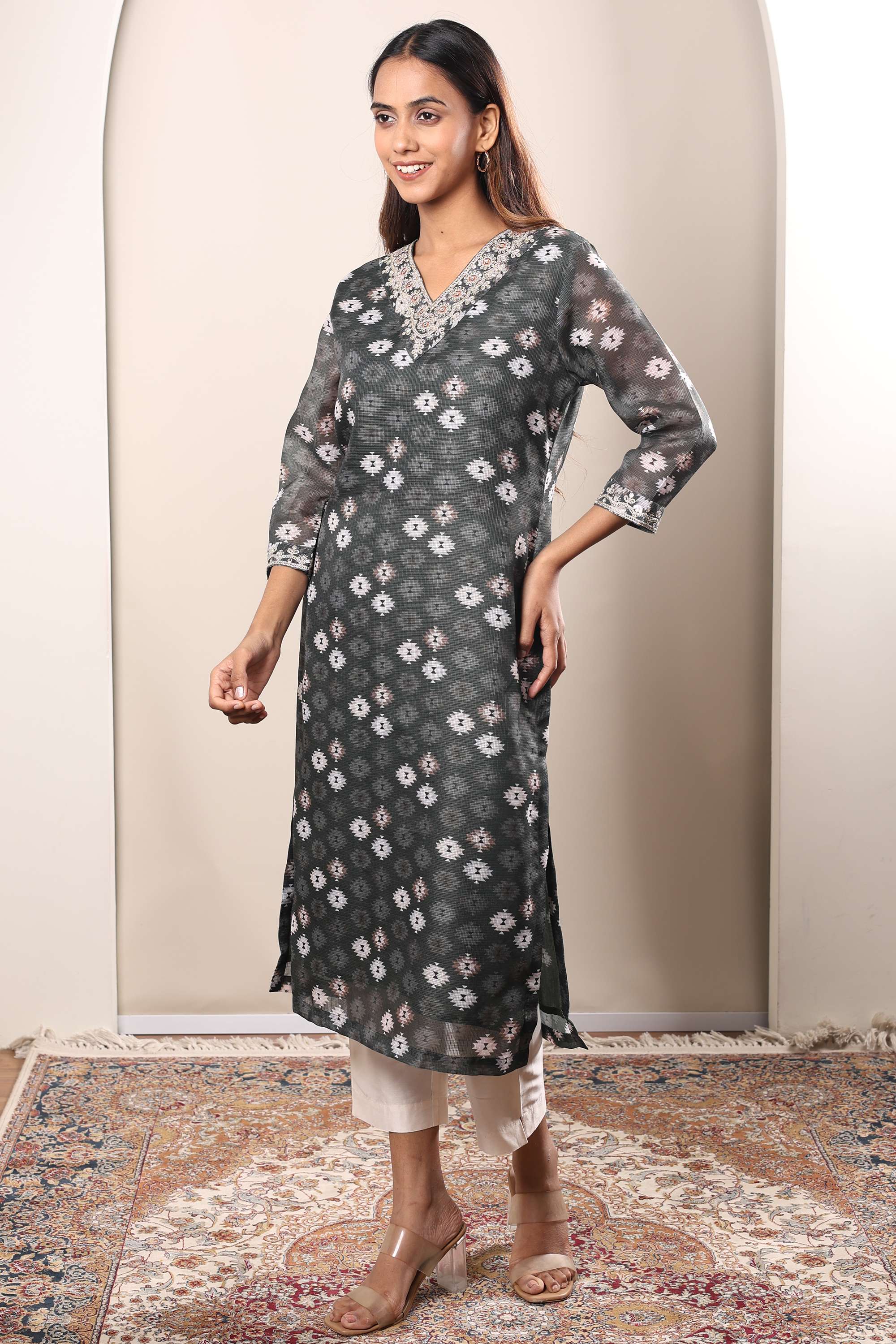 Printed-Polyester-V-Neck-Women-s-Casual-Wear-Kurta
