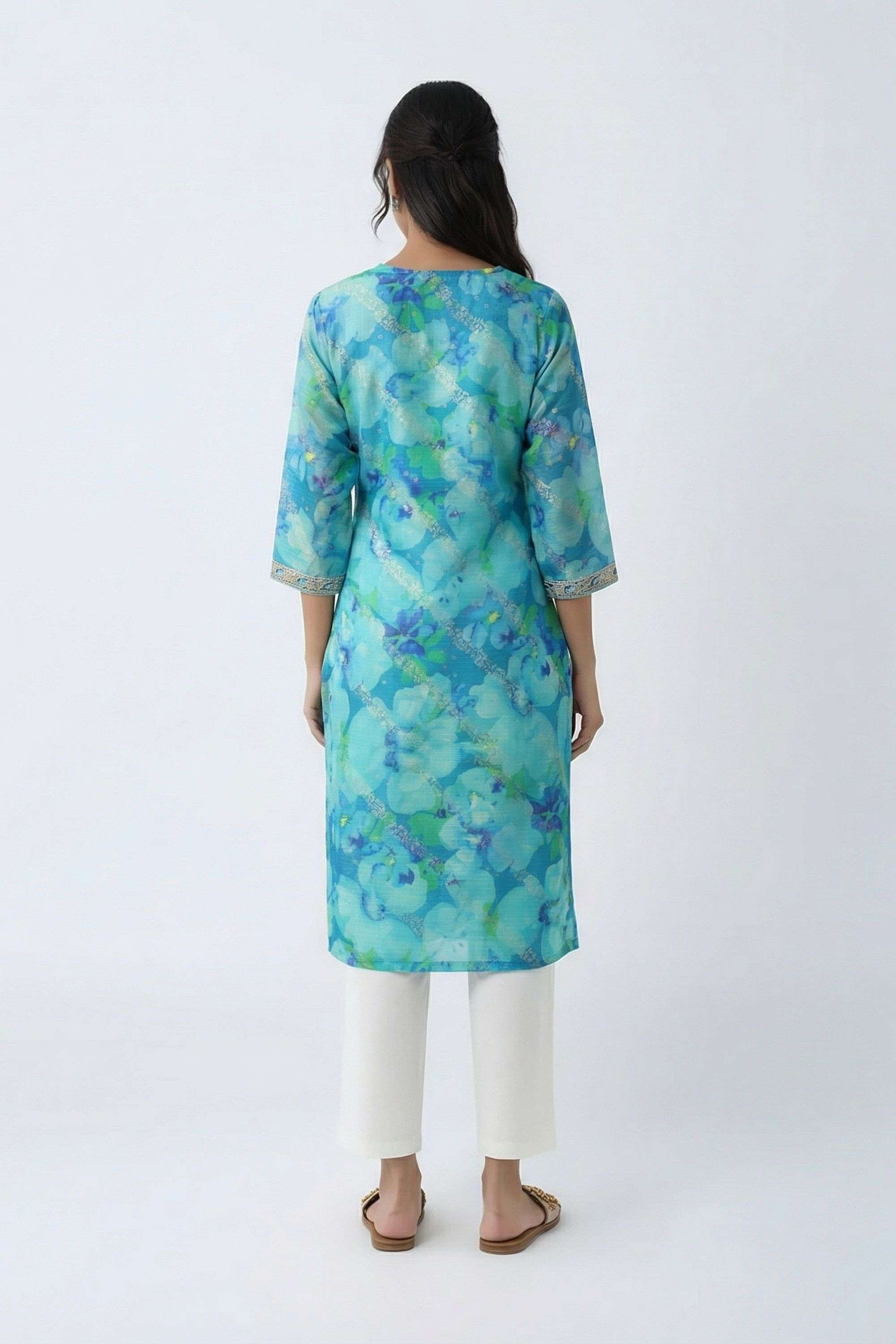 Floral-Blended-Fabric-Round-Neck-Women-Fusion-Wear-Kurta