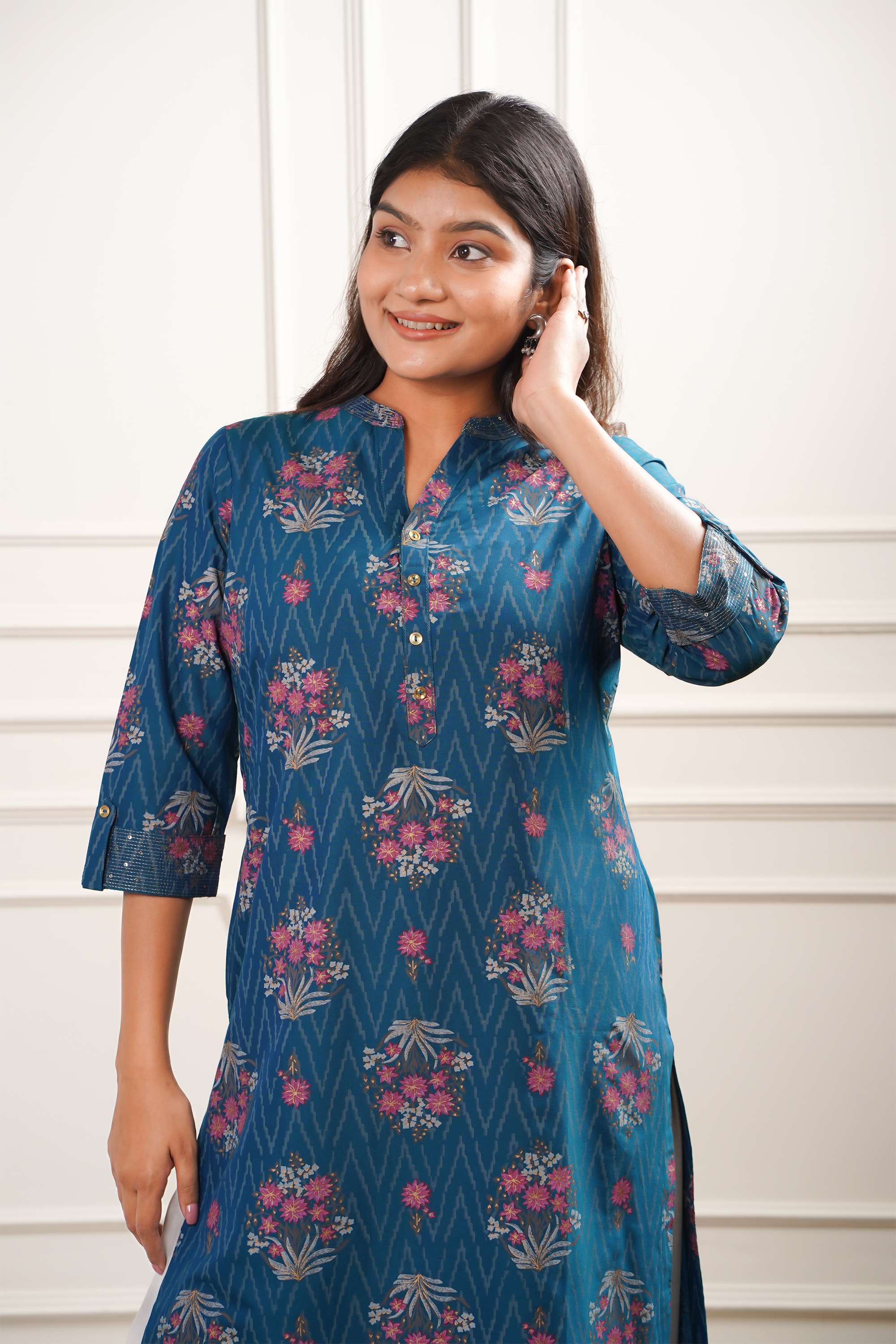 Floral-Polyester-Henley-Women-Fusion-Wear-Kurta