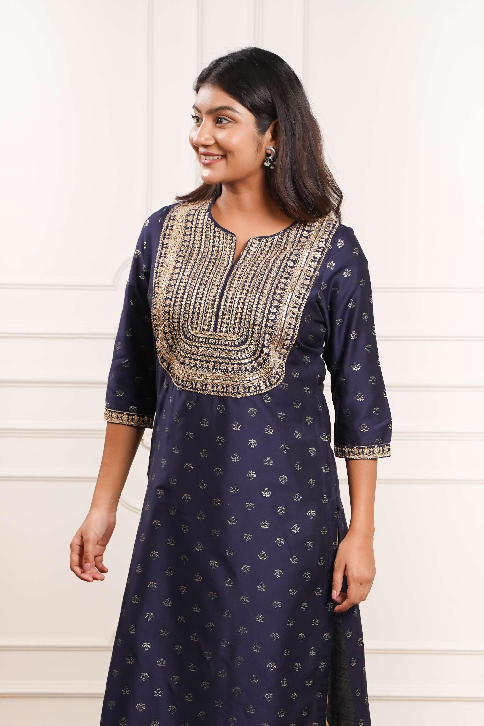 Block-Print-Polyester-Y-Neck-Women-Fusion-Wear-Kurta