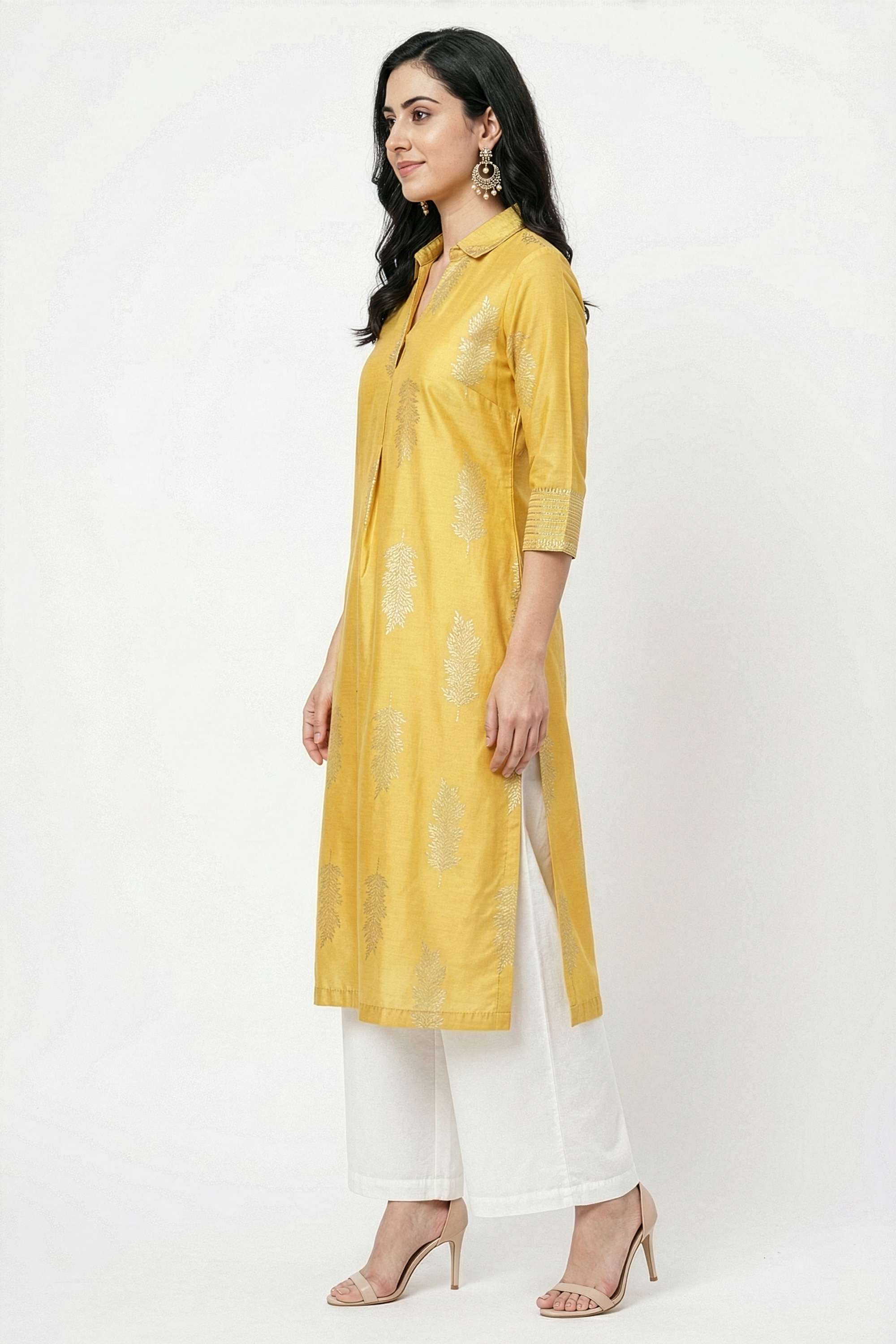 Embroidered-Viscose-Collared-Women-Fusion-Wear-Kurta