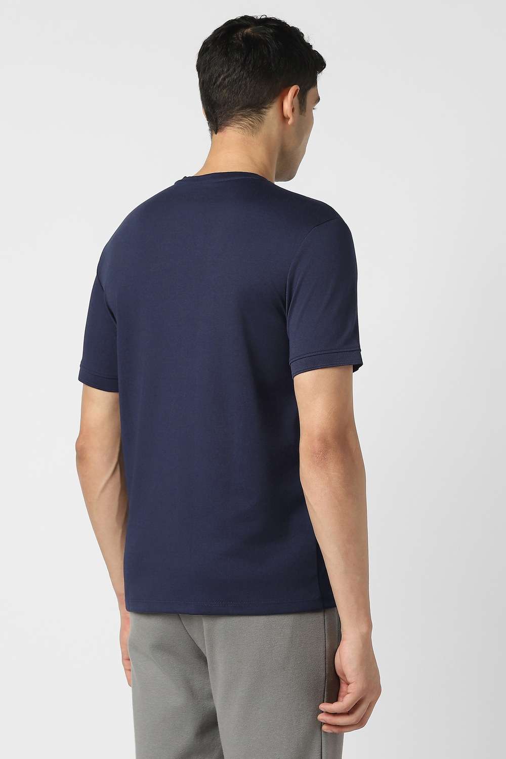 Solid-Blended-Fabric-Regular-Fit-Men-T-Shirt