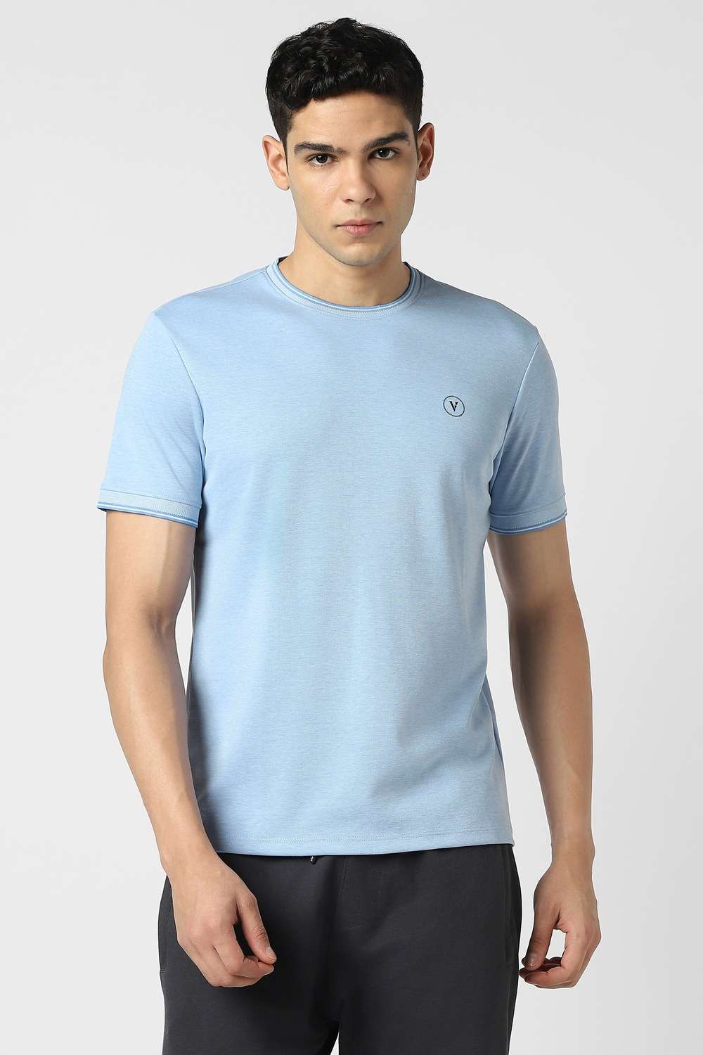 Solid-Blended-Fabric-Regular-Fit-Men-T-Shirt