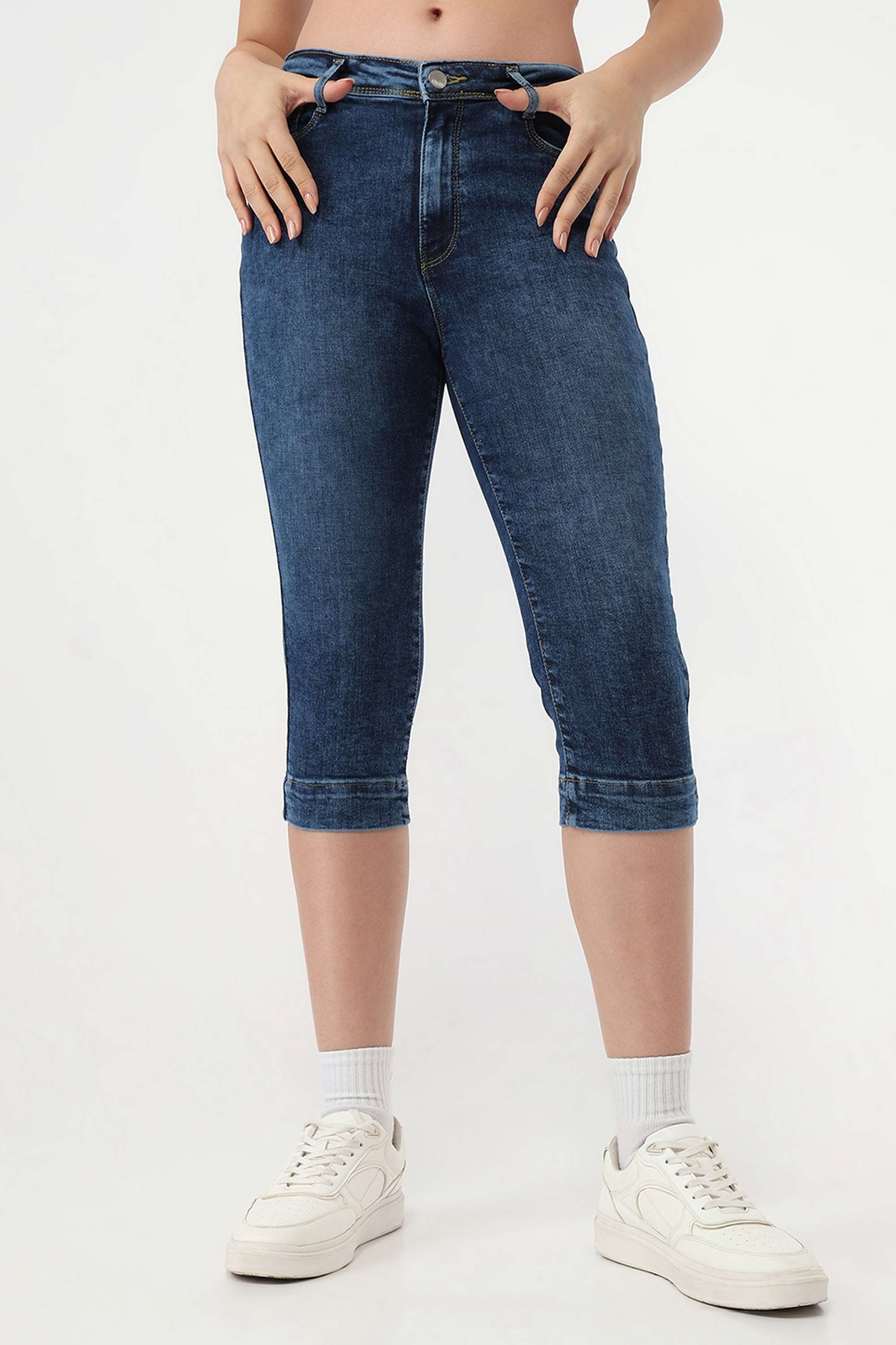 Solid-Slim-Fit-Blended-Fabric-Women-s-Casual-Wear-Capris