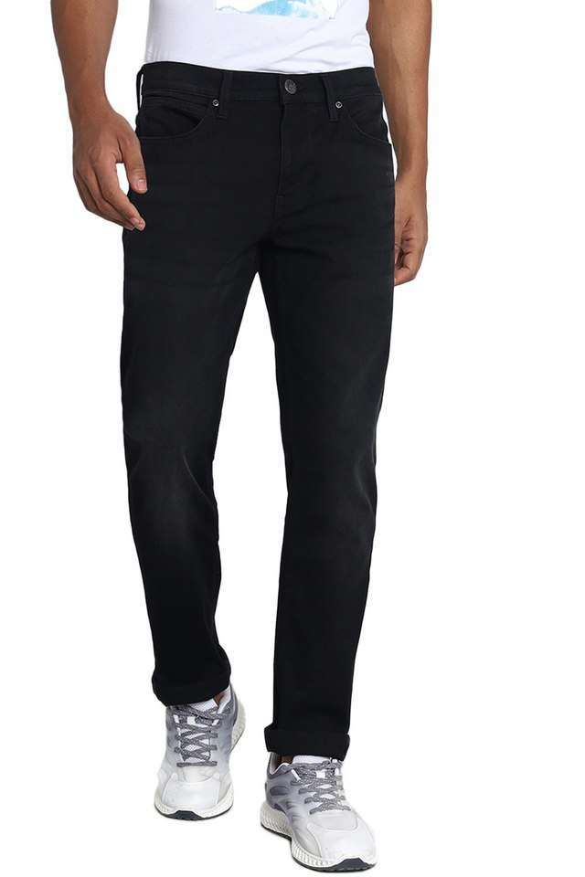 Light-Wash-Blended-Fabric-Tapered-Fit-Men-s-Jeans