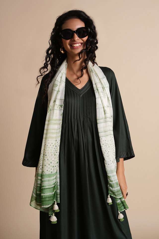 Solid-Viscose-V-Neck-Women-s-Casual-Wear-Kurta