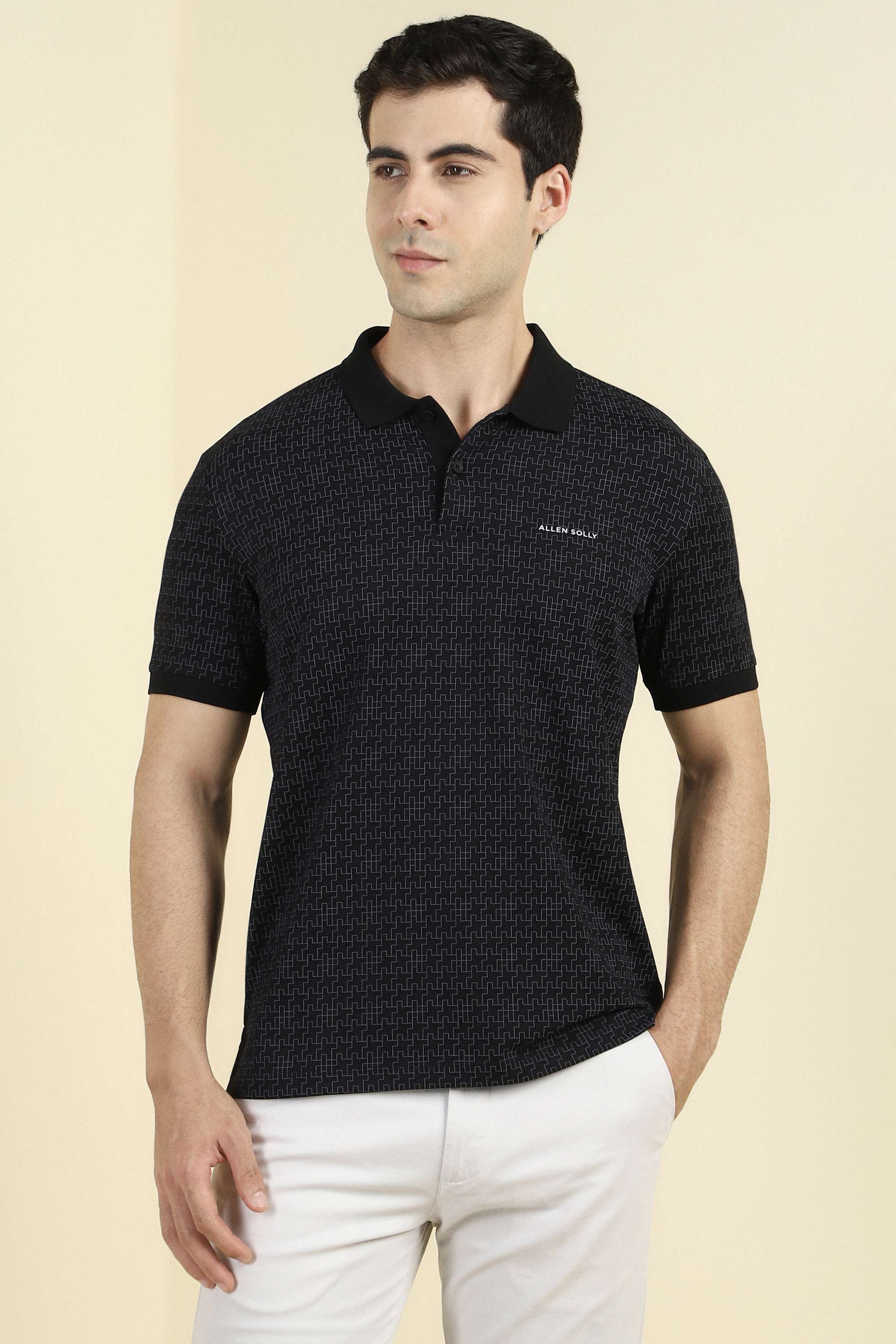 Solid-Blended-Fabric-Regular-Fit-Men-Polo-T-Shirt