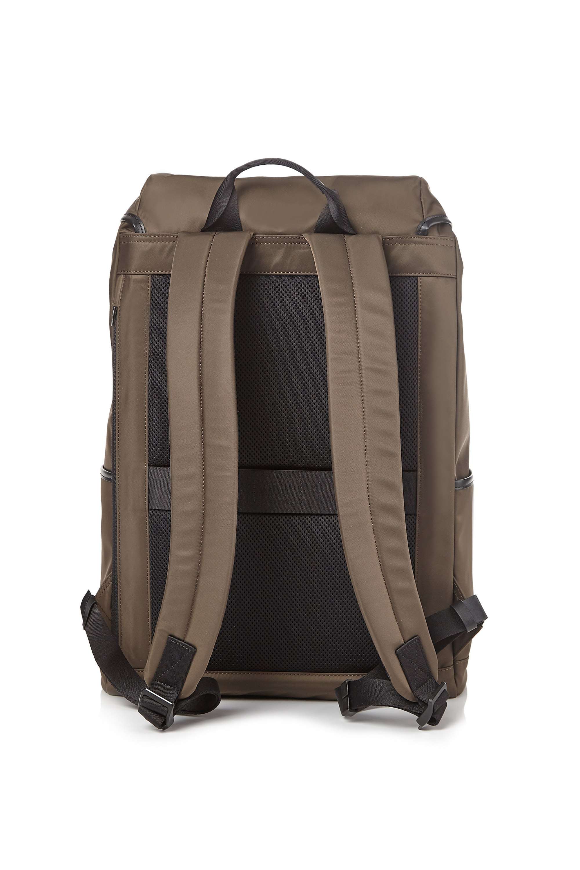 Ellwood-Blended-Zipper-Closure-Backpack