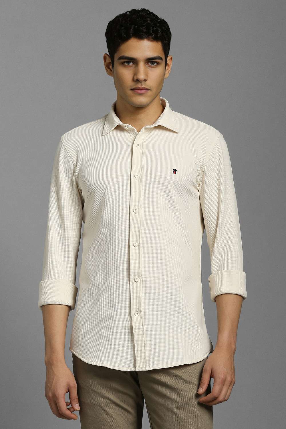 Textured-Blended-Fabric-Slim-Fit-Men-s-Shirt