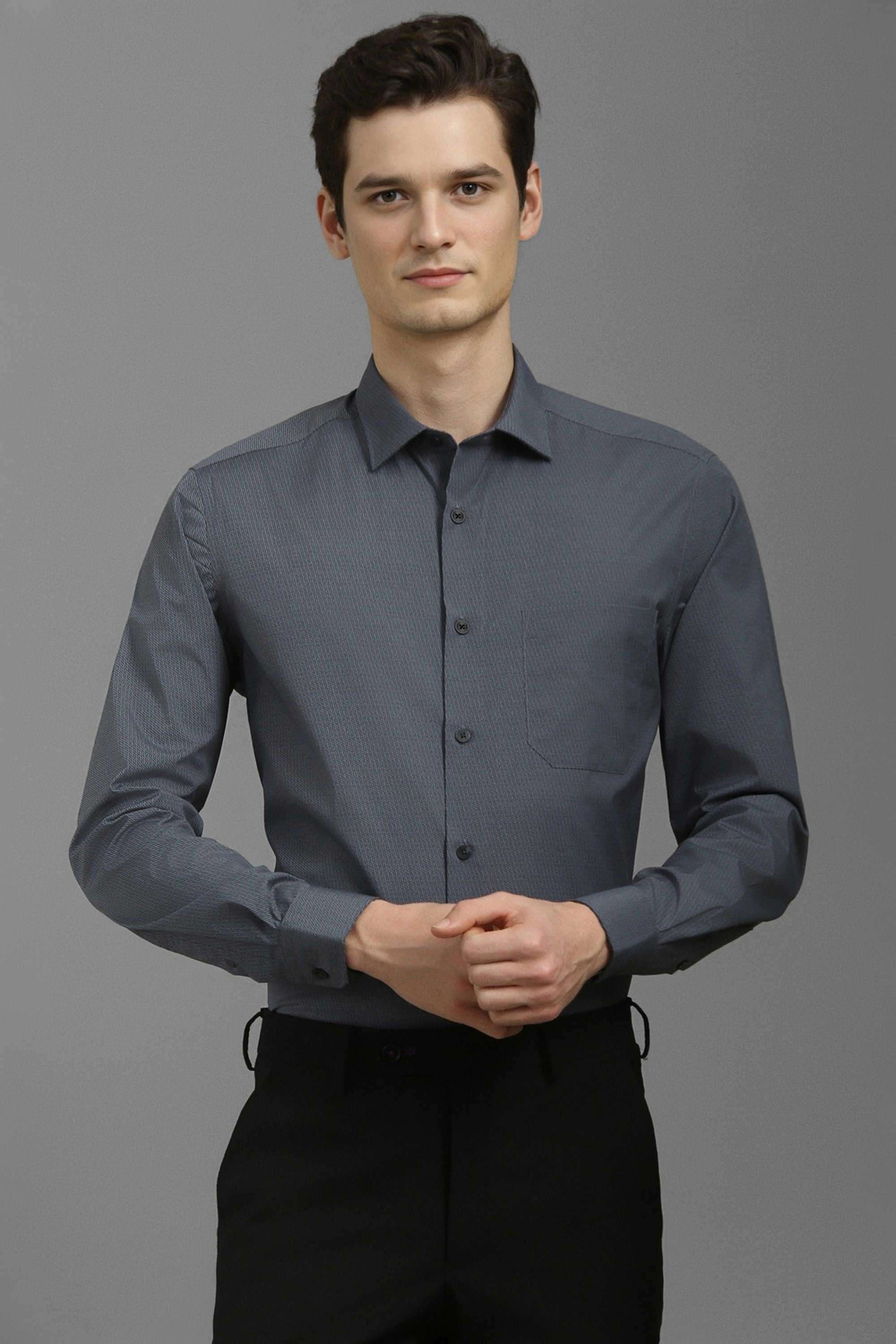 Geometric-Print-Polyester-Cotton-Regular-Fit-Men-s-Formal-Wear-Shirt