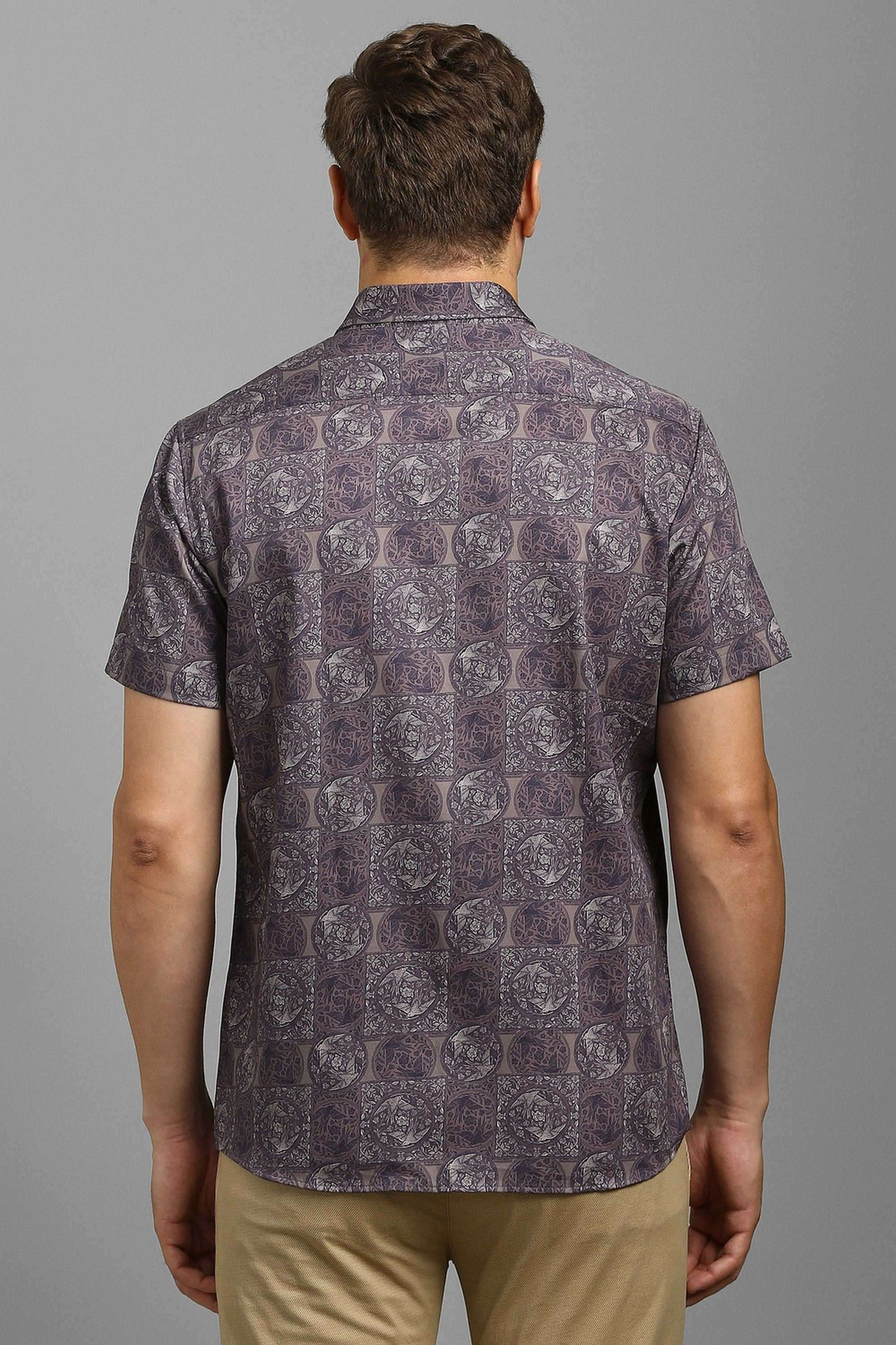 Geometric-Print-Cotton-Slim-Fit-Men-s-Casual-Wear-Shirt