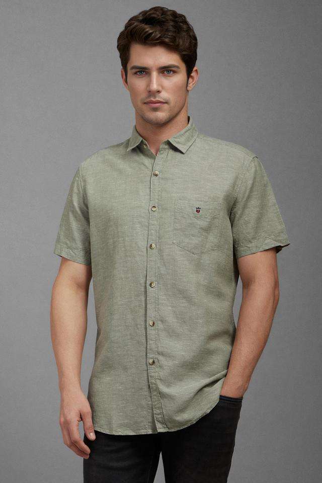 Textured-Blended-Fabric-Slim-Fit-Men-s-Casual-Wear-Shirt