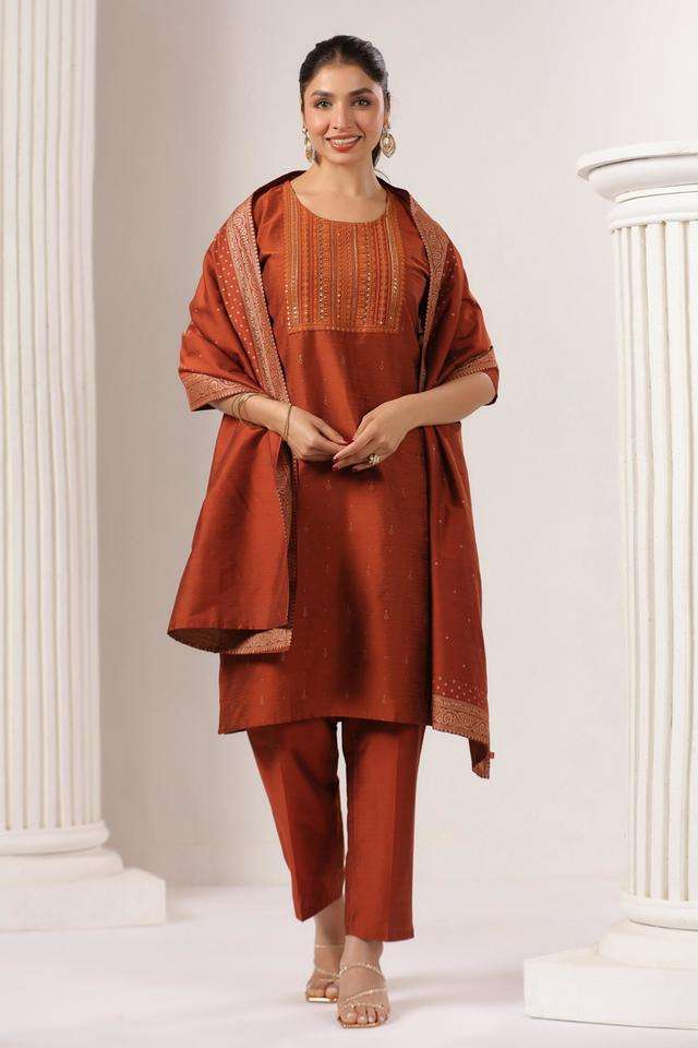 Printed-Silk-Round-Neck-Women-s-Festive-Wear-Kurta