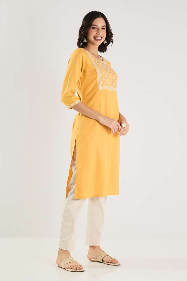 Embroidered-Rayon-Round-Neck-Women-s-Kurta