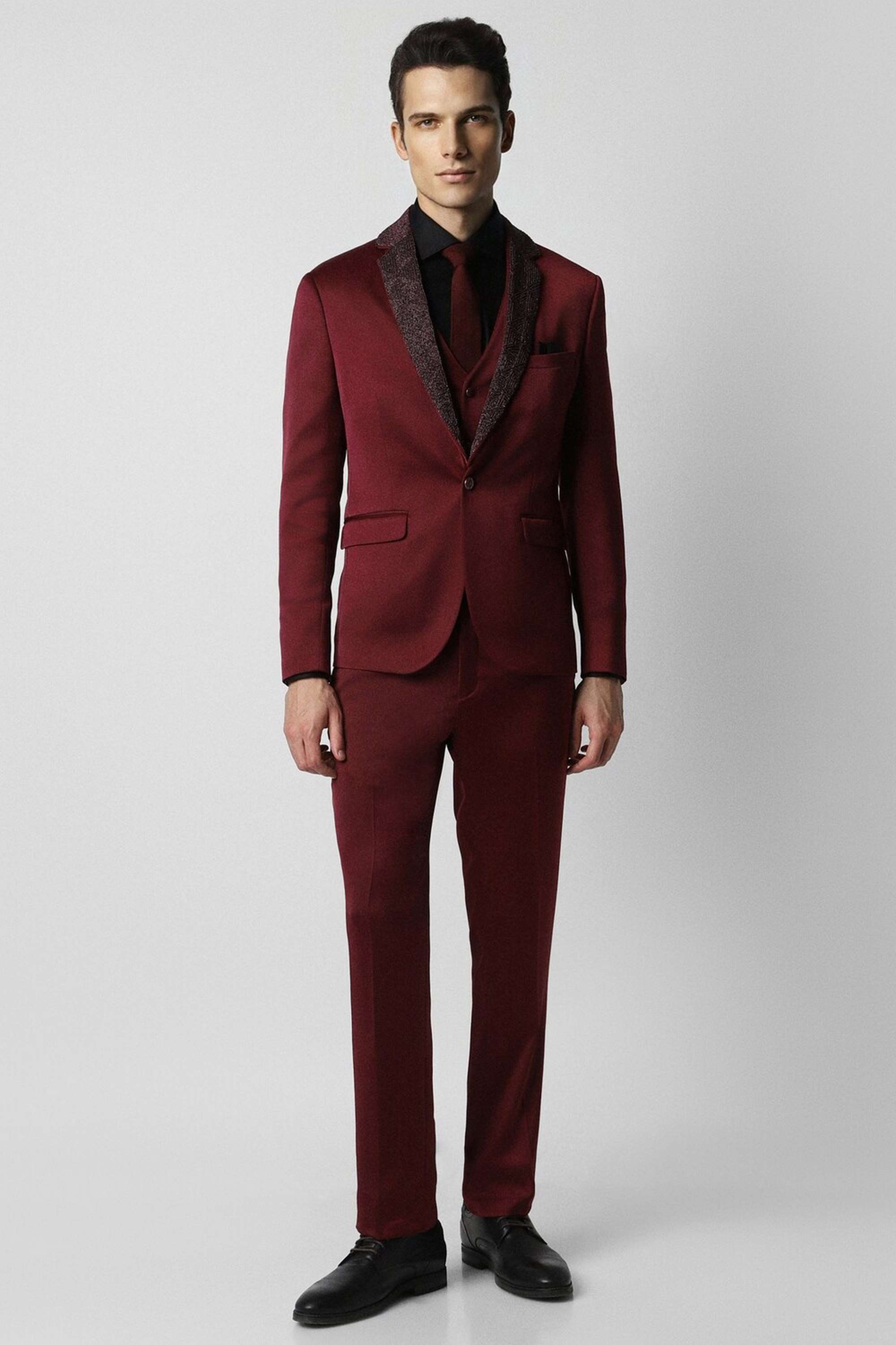 Solid-Polyester-Skinny-Fit-Men-s-Formal-Suit