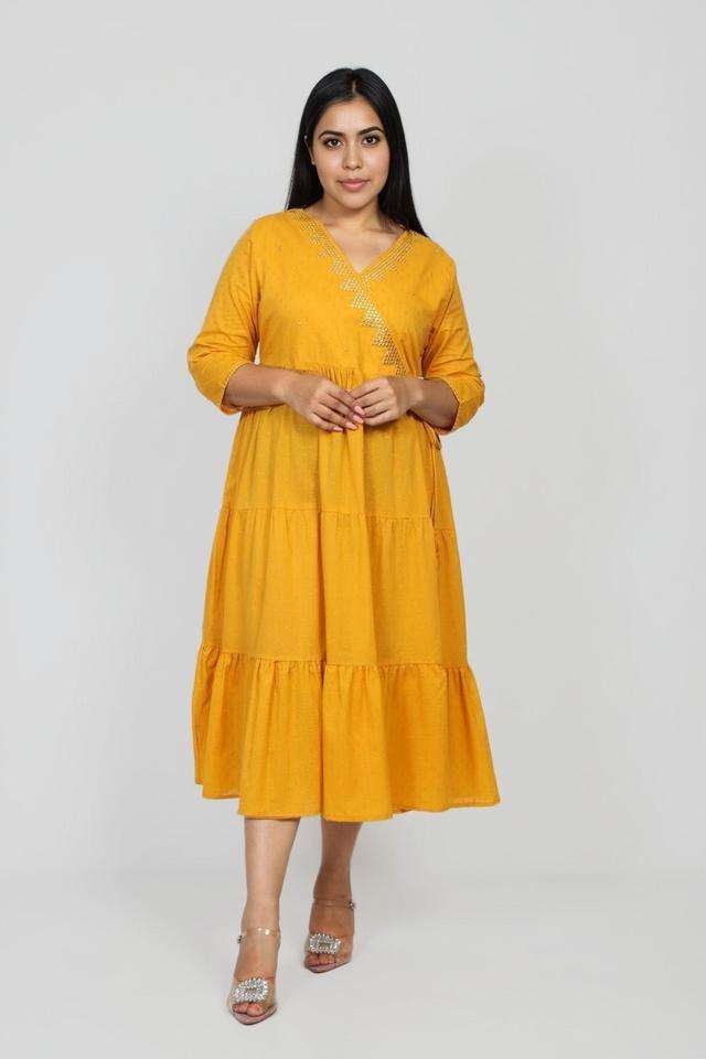 Plus-Size-Embroidered-Blended-Fabric-V-Neck-Women-s-Casual-Wear-Kurta