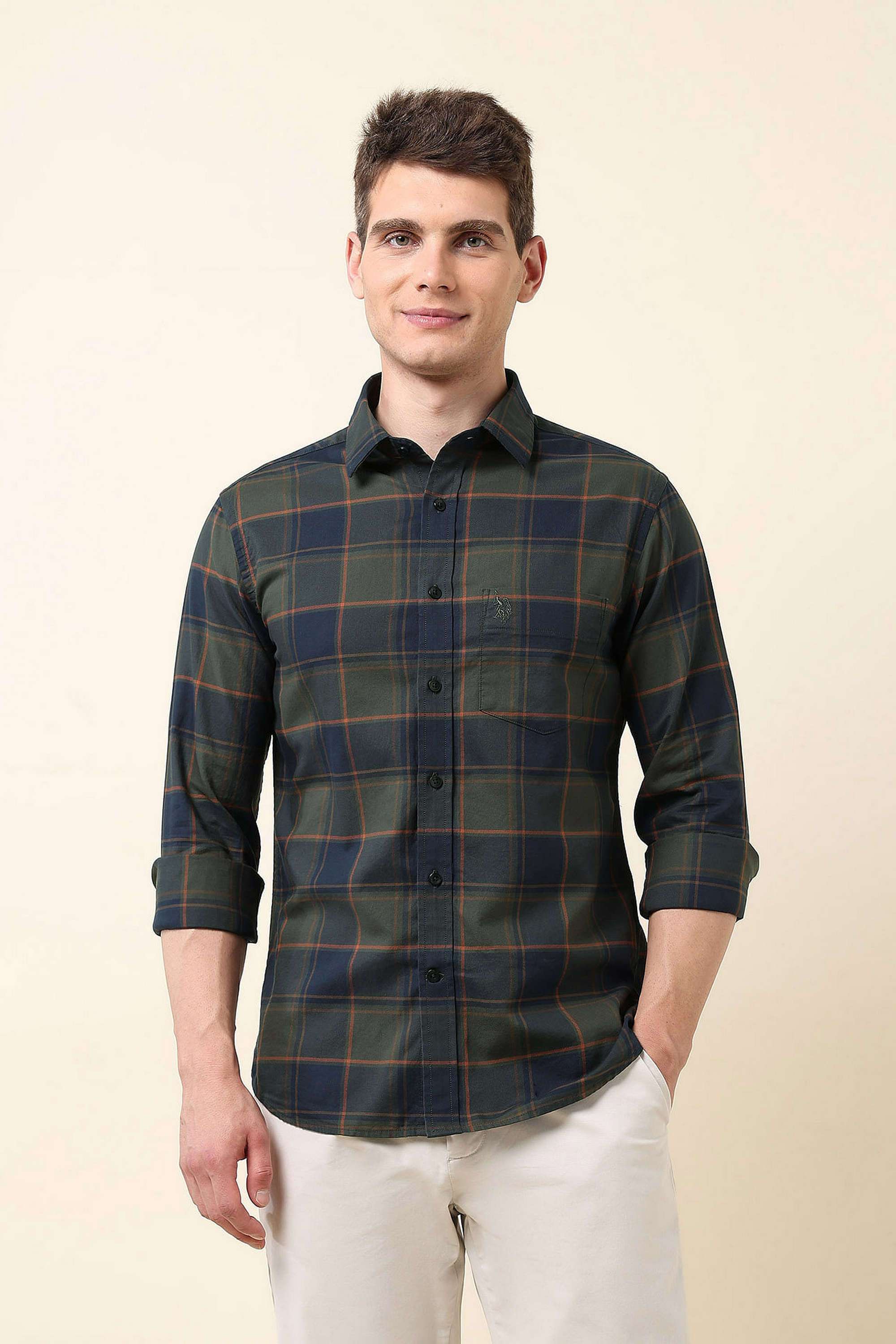 Solid-Cotton-Regular-Fit-Men-s-Shirt