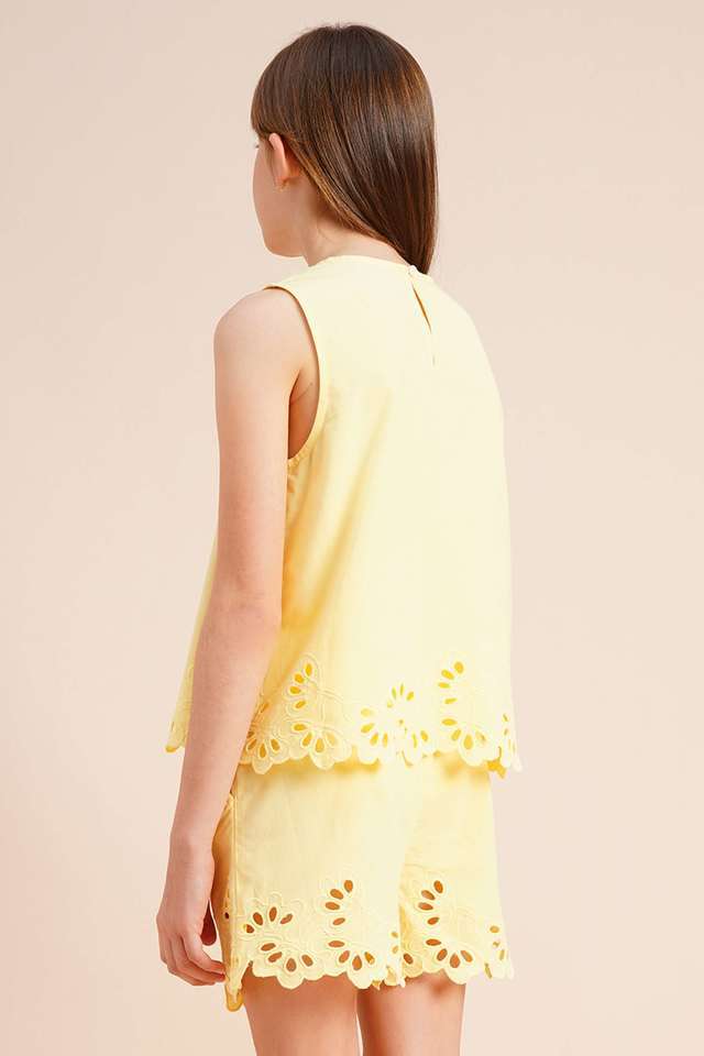 Schiffli-Cotton-Round-Neck-Girls-Top