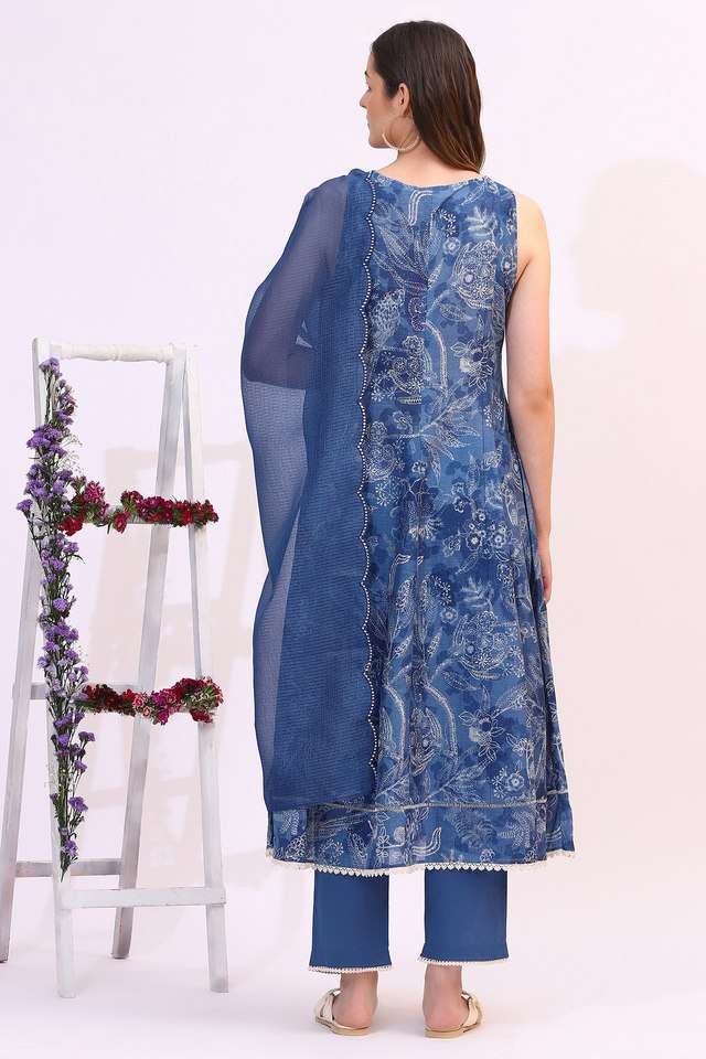 Floral-Blended-Fabric-Regular-Fit-Women-s-Flared-Kurta-&-Flared-Pants-With-Dupatta