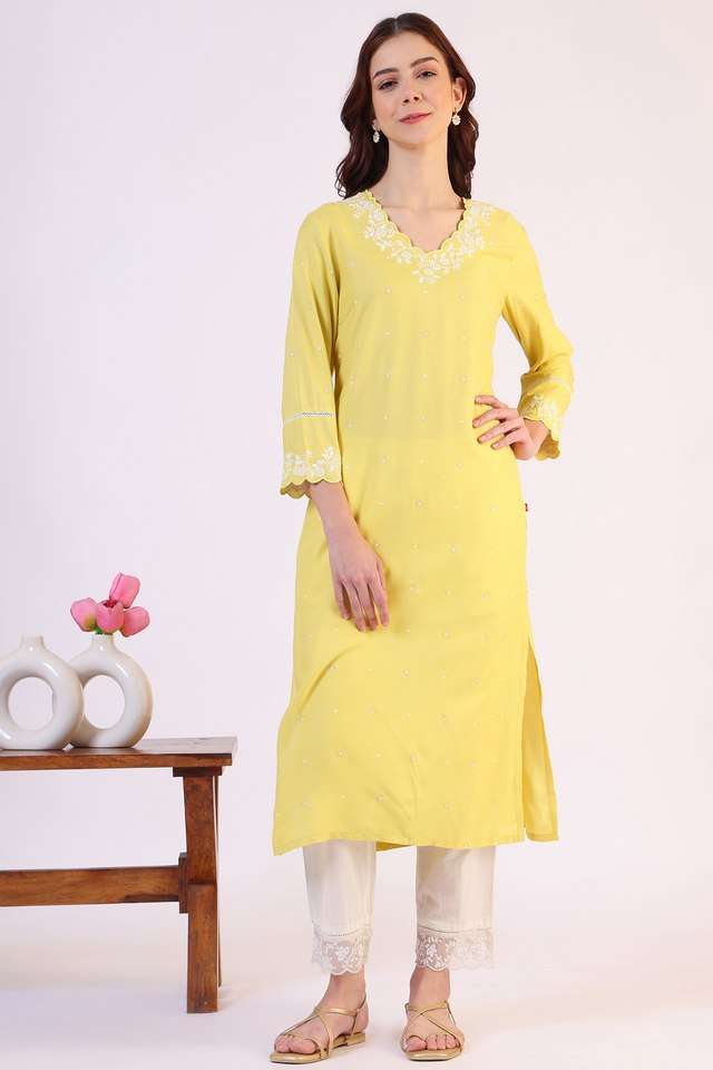 Floral-Viscose-V-Neck-Women-s-Festive-Wear-Kurta