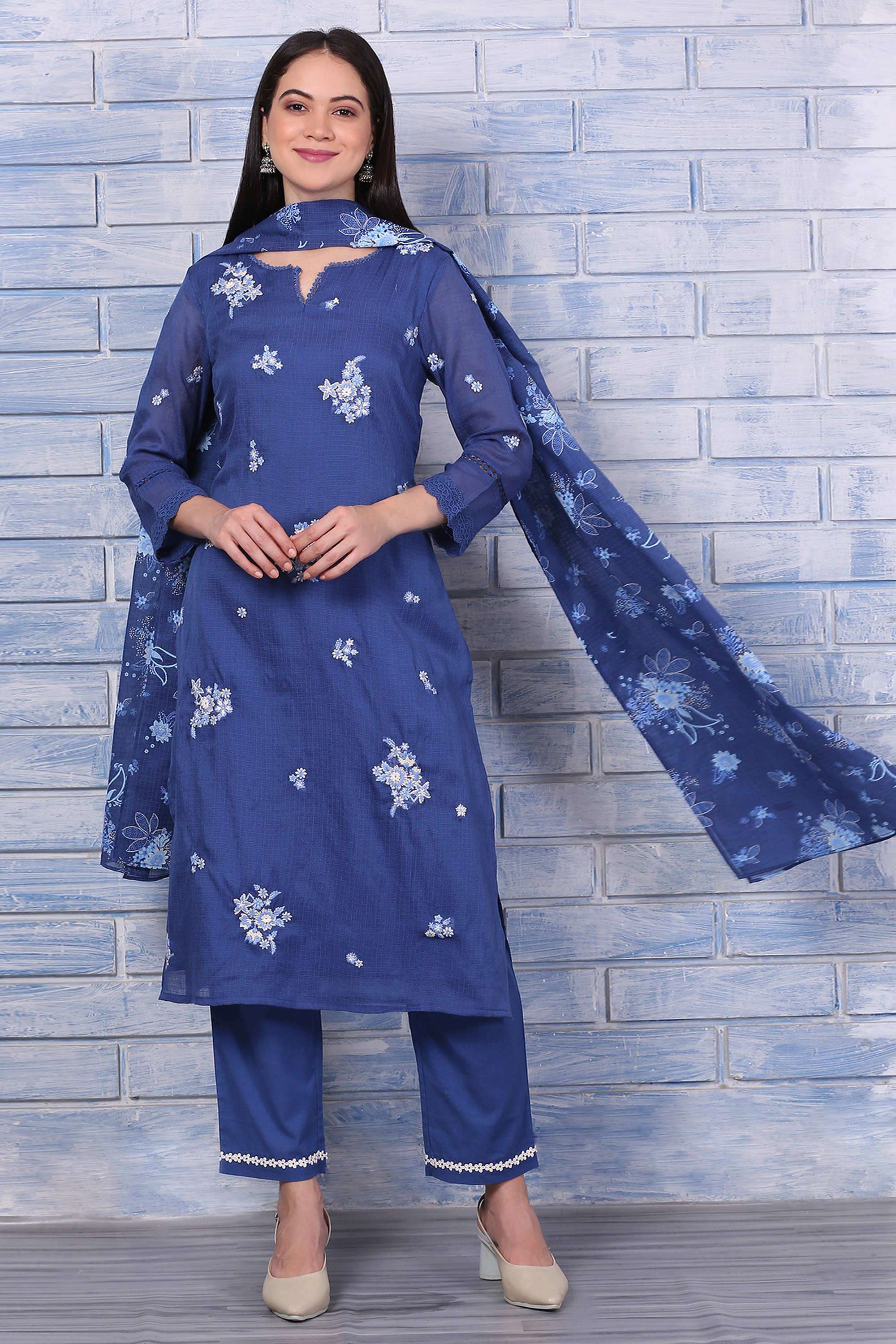 Embroidered-Knee-Length-Viscose-Woven-Women-s-Kurta-Set