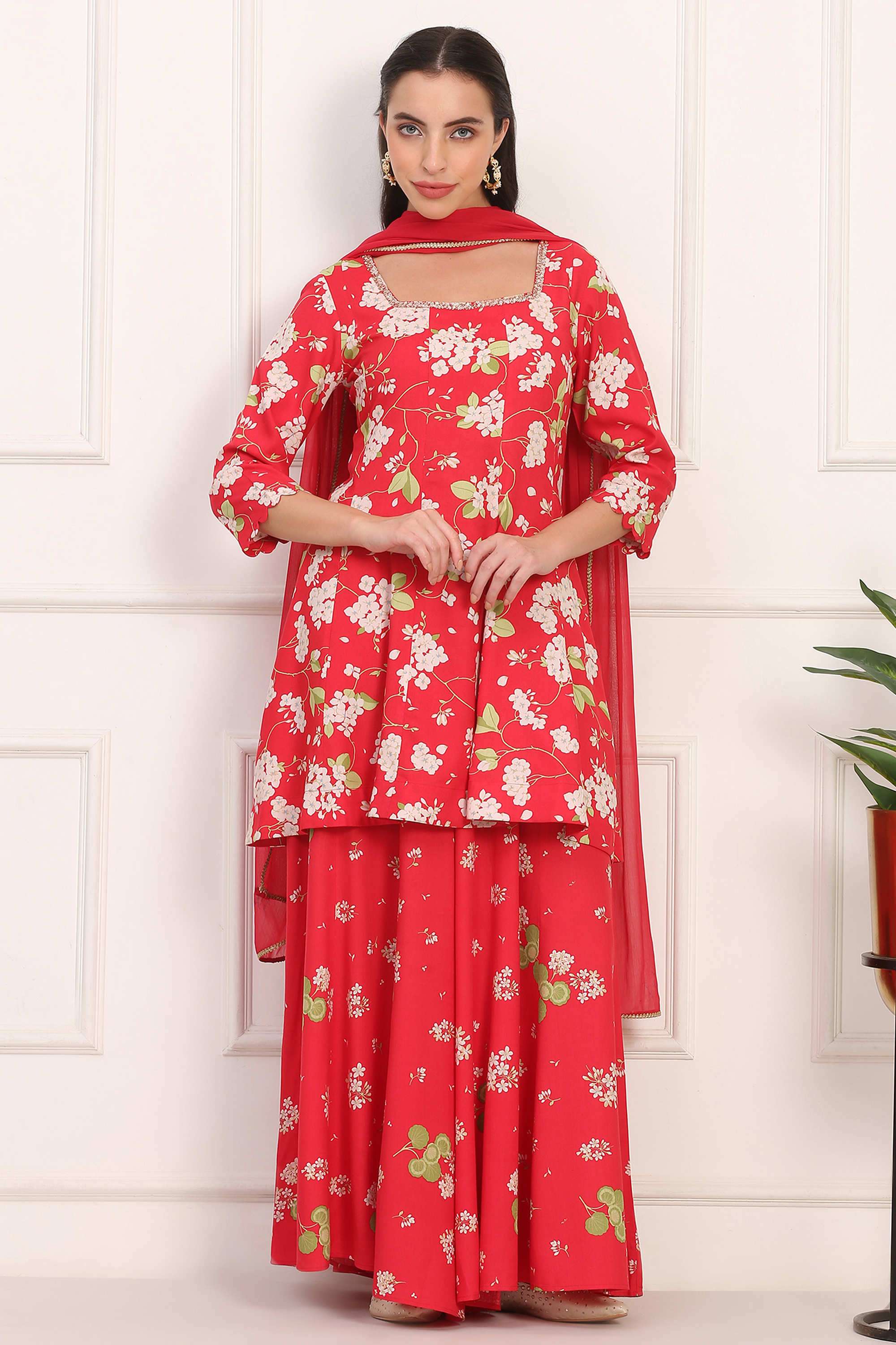 Floral-Mid-Thigh-Viscose-Woven-Women-s-Kurta-Set