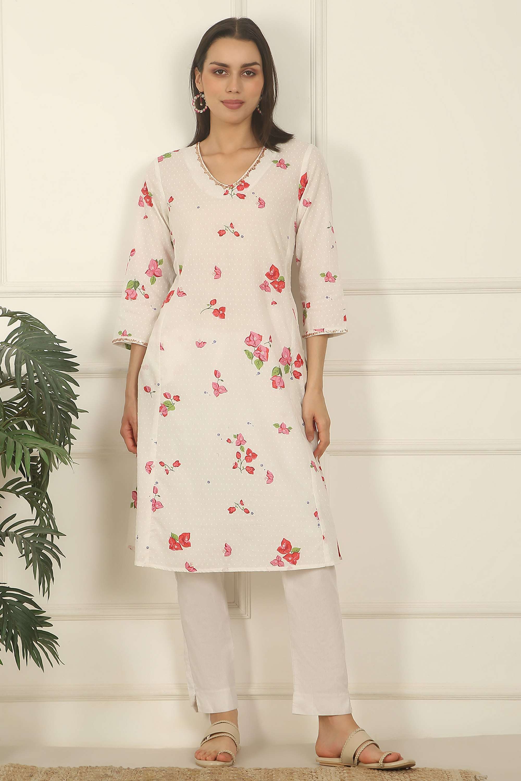 Floral-Pure-Cotton-V-Neck-Women-s-Fusion-Wear-Kurta