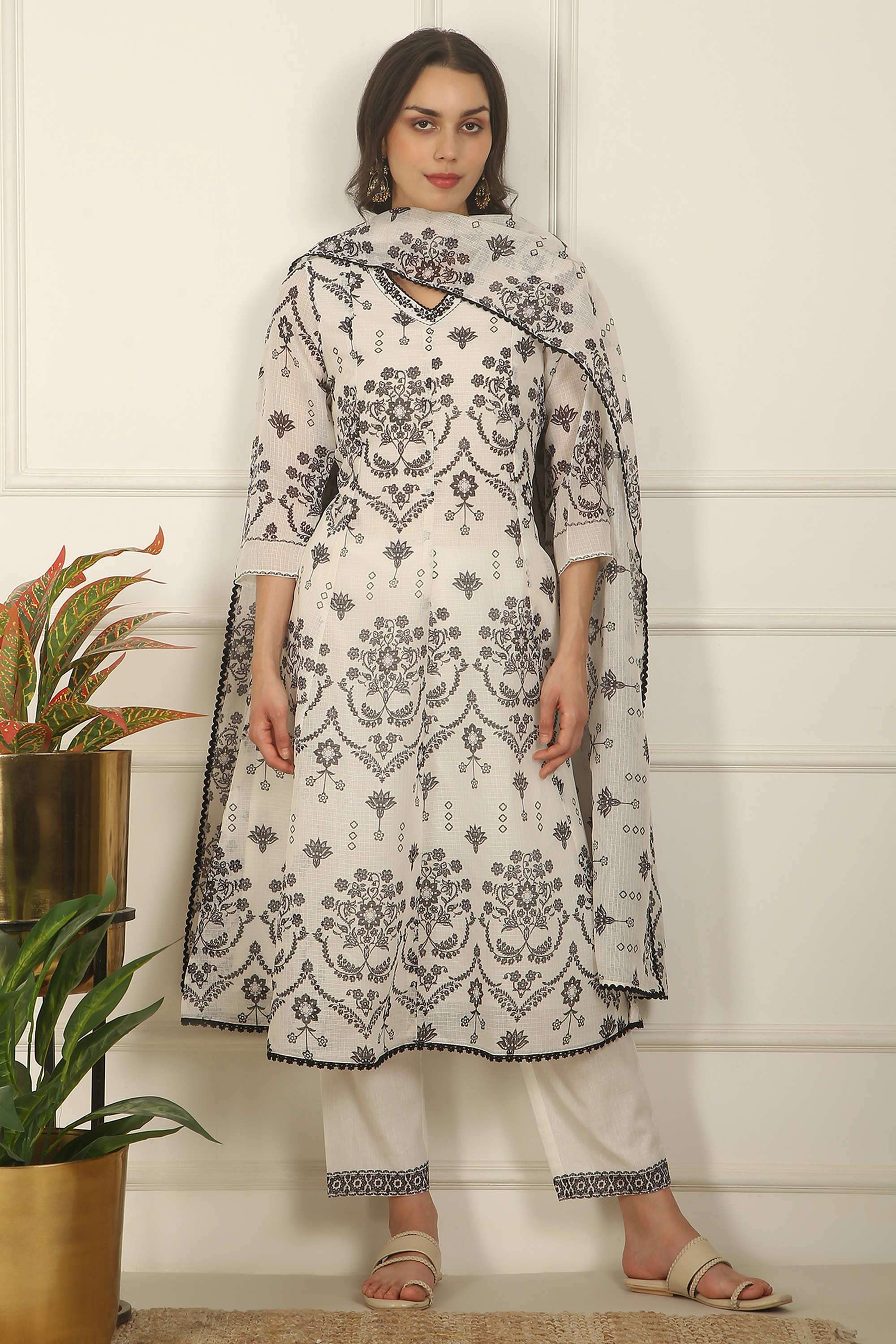 Floral-Calf-Length-Polyester-Woven-Women-s-Kurta-Set