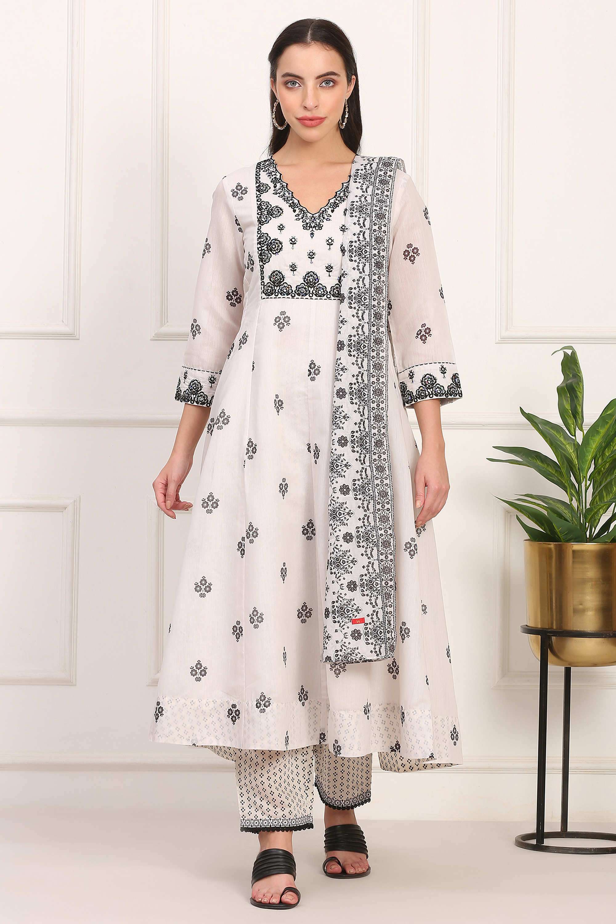 Floral-Calf-Length-Polyester-Woven-Women-s-Kurta-Set