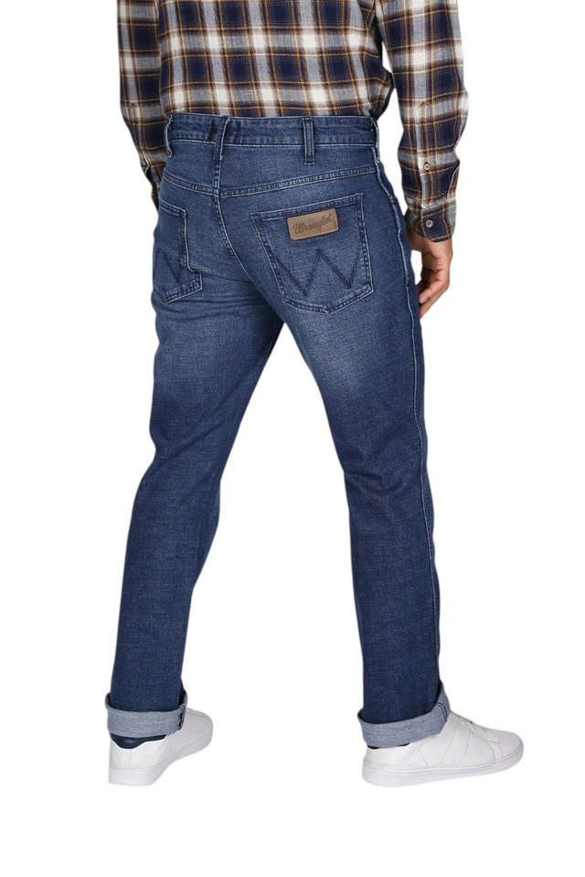 Light-Wash-Cotton-Blend-Straight-Fit-Men-s-Jeans