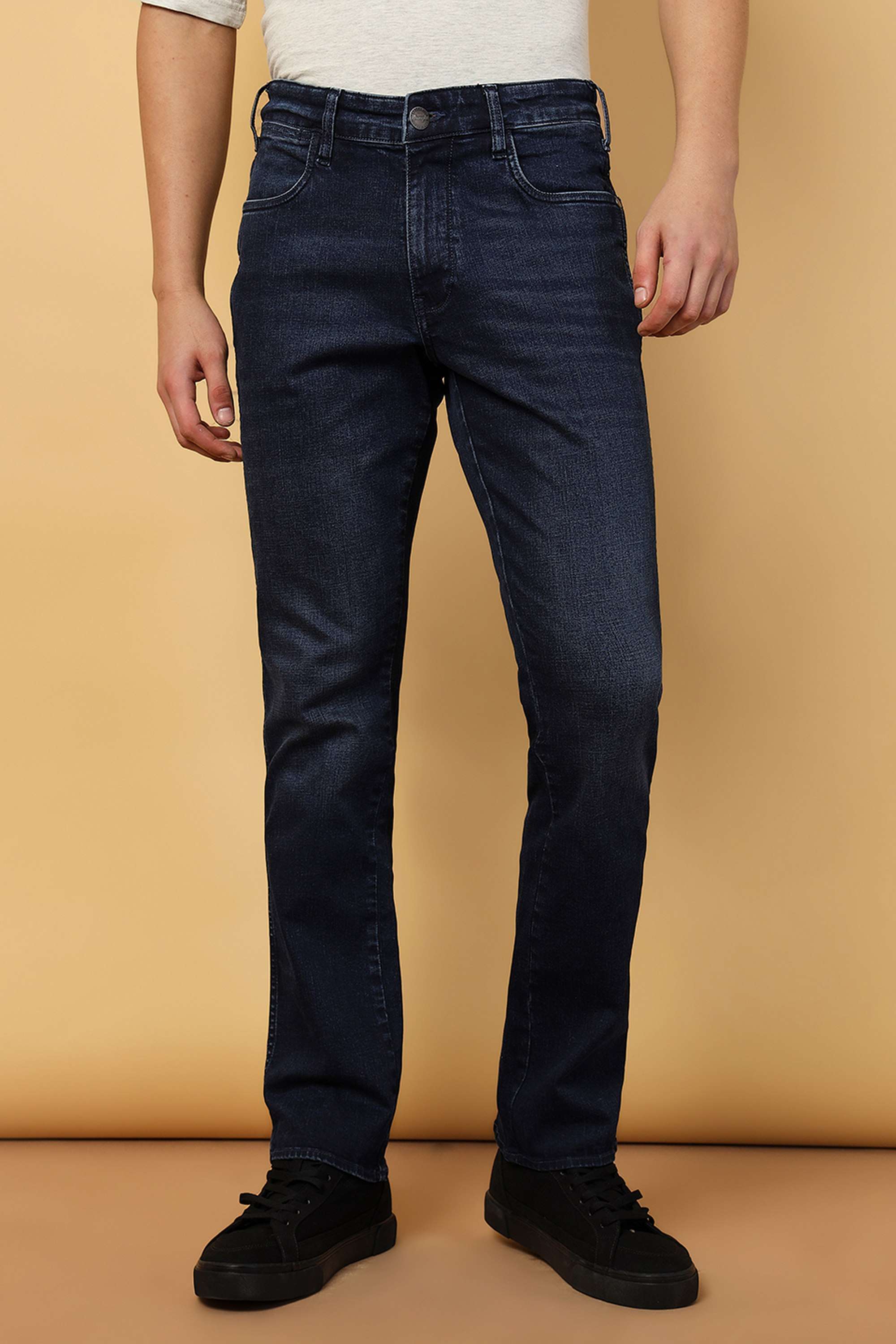 Light-Wash-Casual-Wear-Straight-Fit-Men-s-Jeans