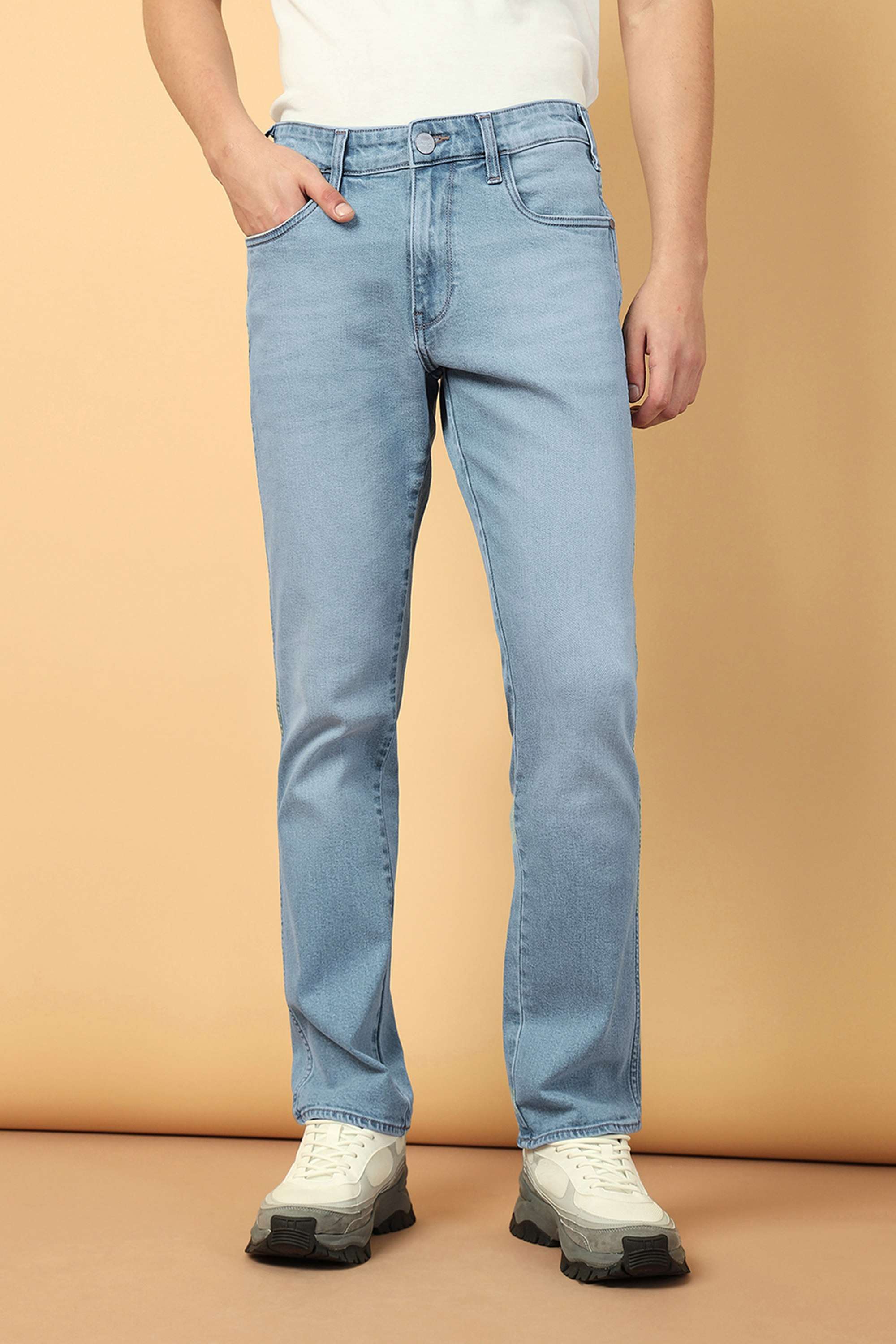Light-Wash-Casual-Wear-Straight-Fit-Men-s-Jeans