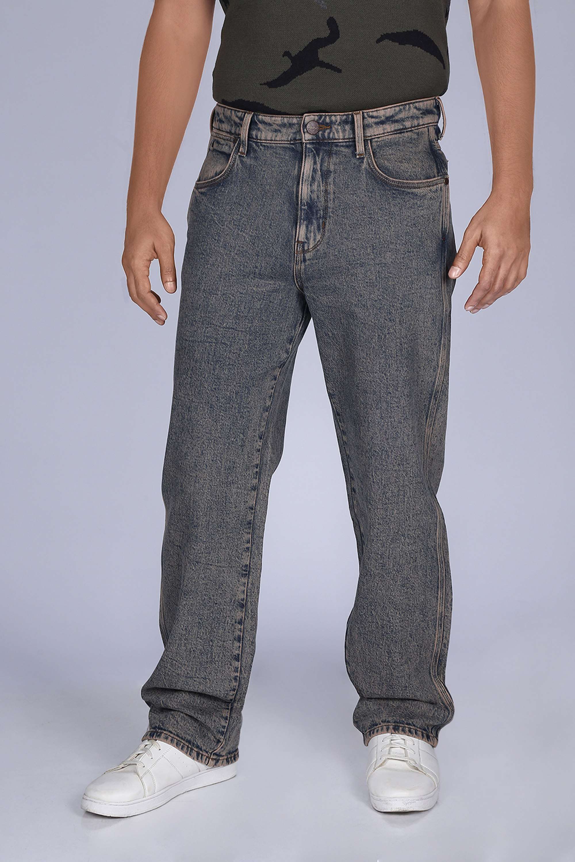 Light-Wash-Casual-Wear-Relaxed-Fit-Men-s-Jeans