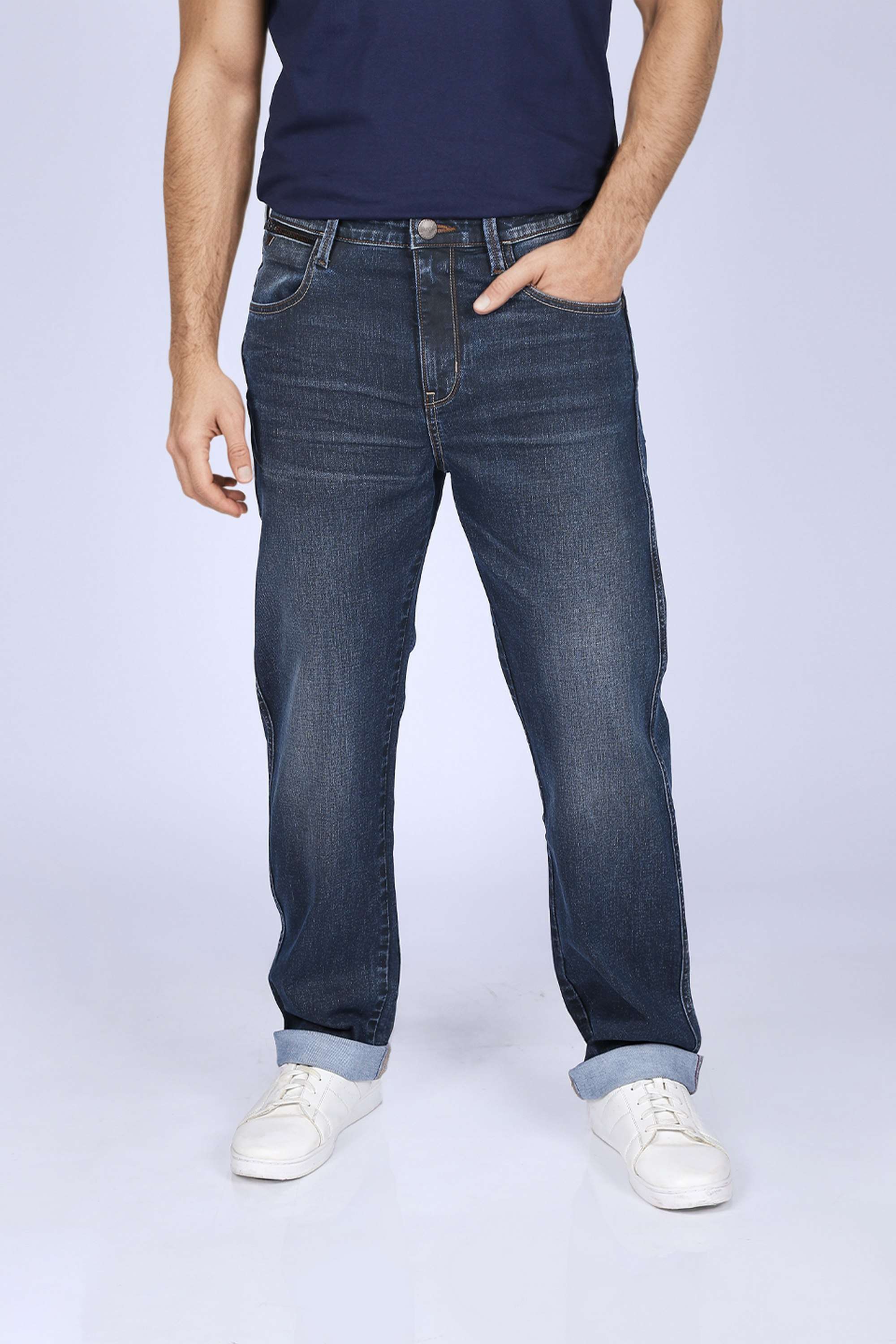 Whiskering-Casual-Wear-Regular-Fit-Men-s-Jeans