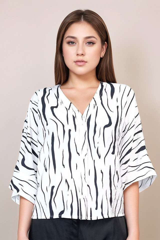 Animal-Print-Blended-Fabric-V-Neck-Women-s-Blouse