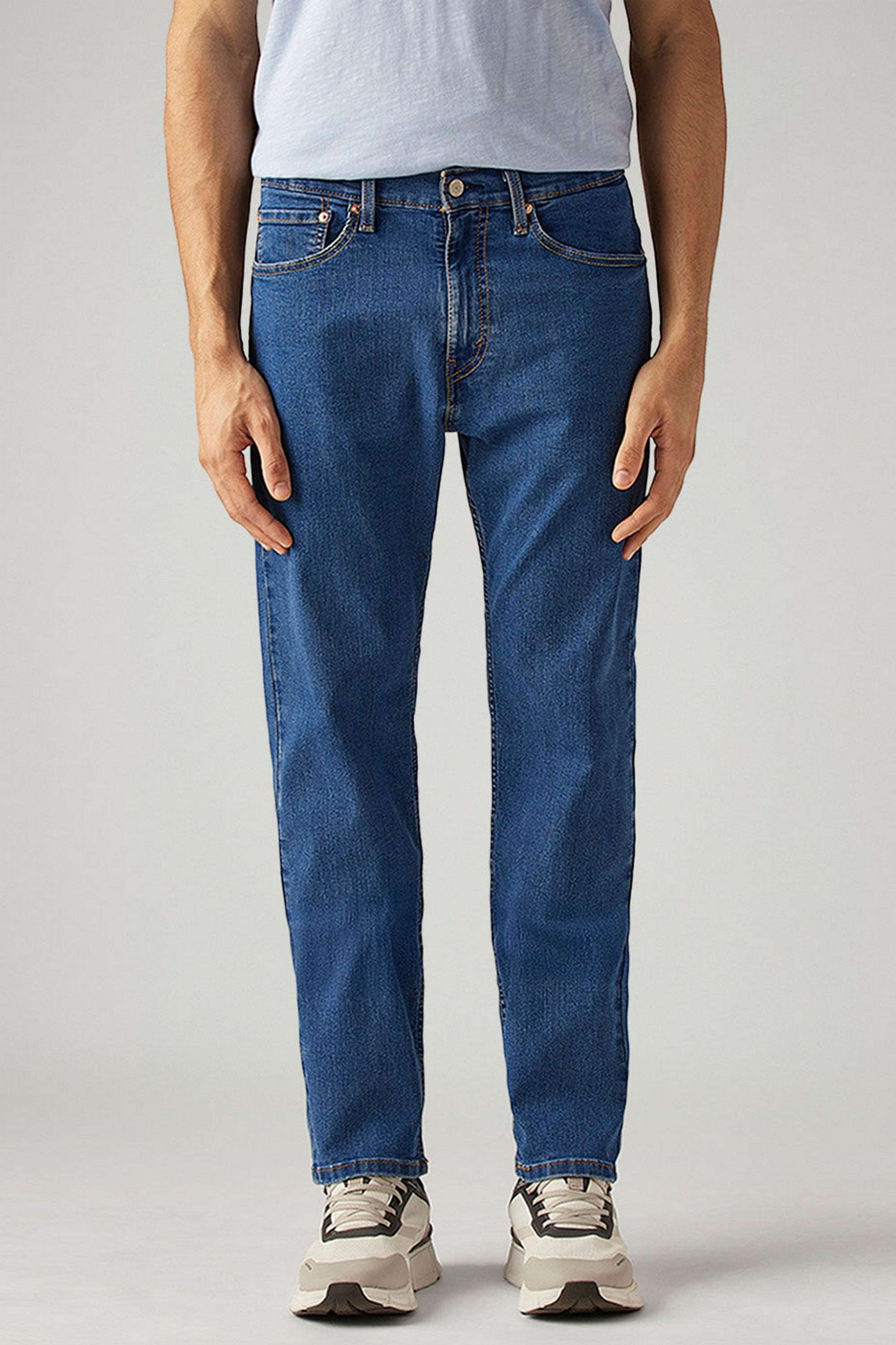 Light-Wash-Cotton-Straight-Fit-Men-s-Jeans