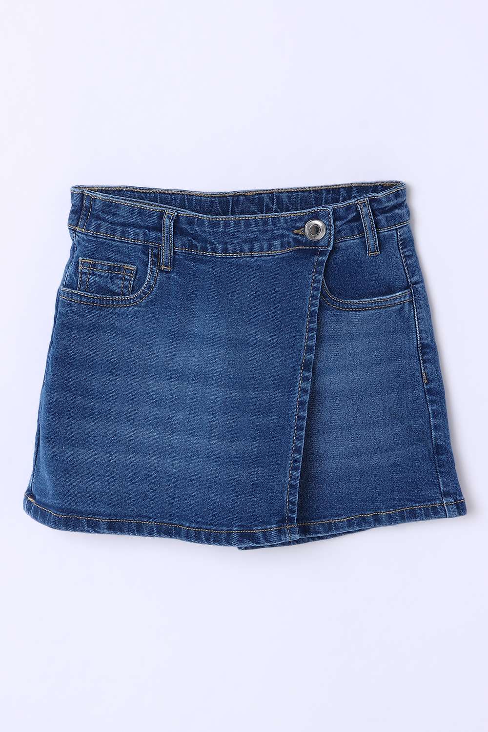 Solid-Blended-Fabric-Regular-Fit-Girls-Shorts