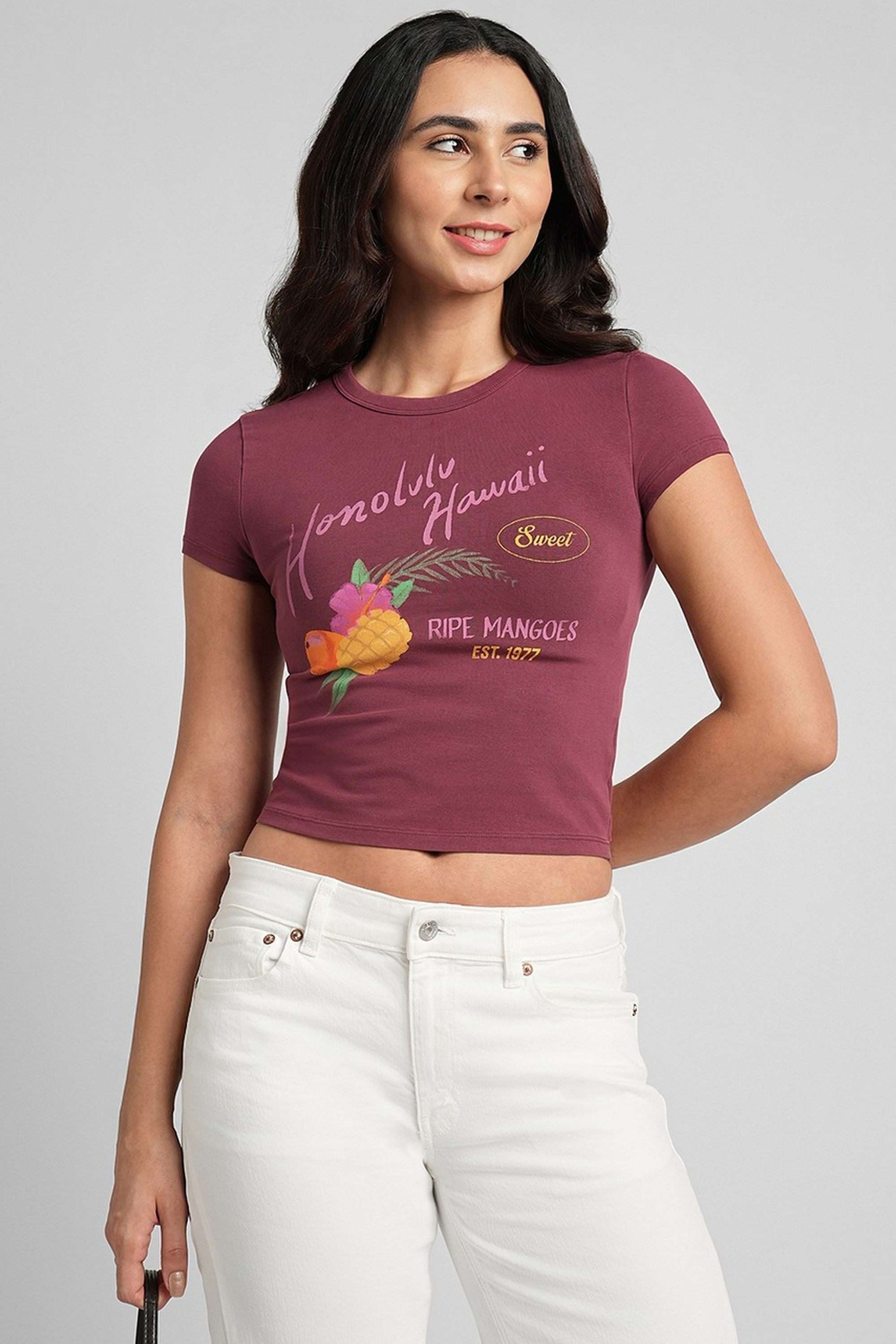 Printed-Blended-Fabric-Regular-Fit-Women-s-T-Shirt