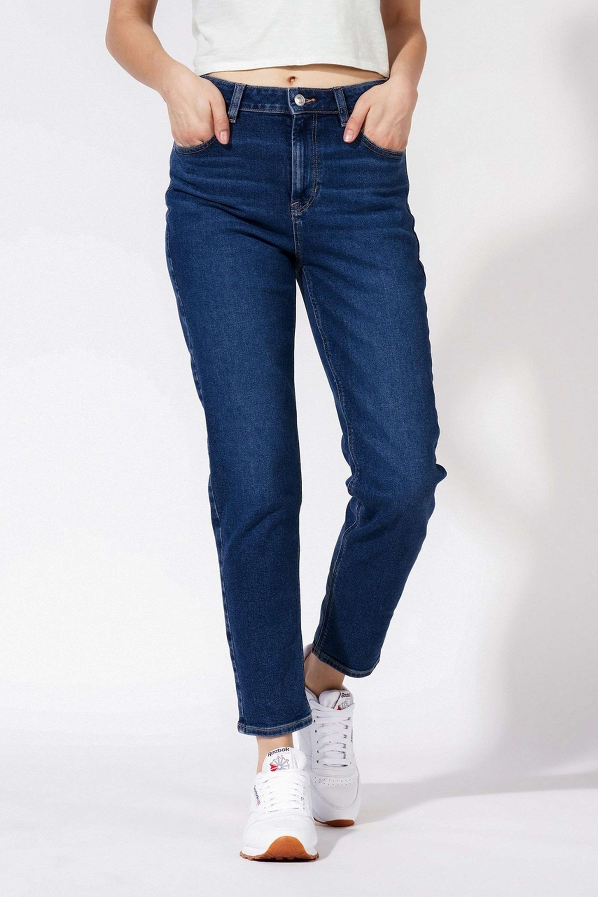 american eagle Solid Blended Fabric Relaxed Fit Women's Jeans-picture-43
