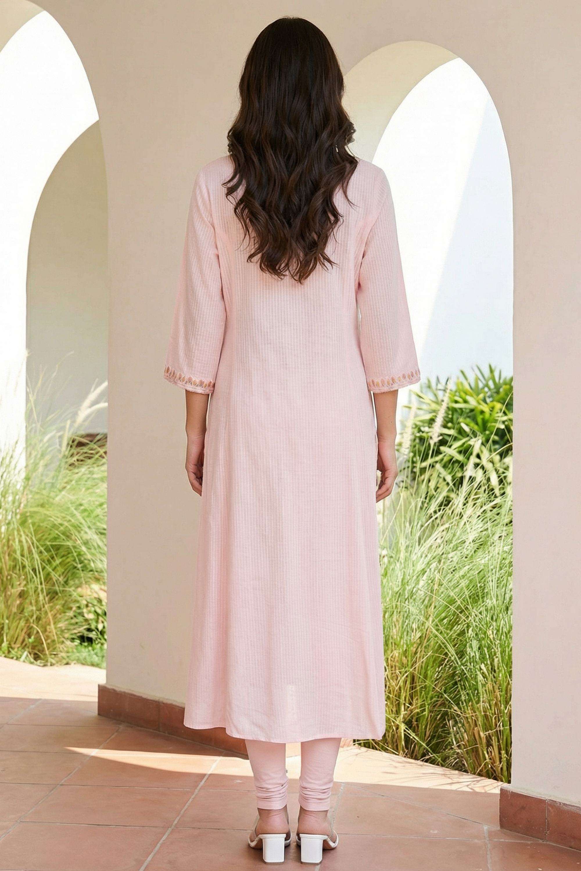 Embroidered-Viscose-V-Neck-Women-Kurta